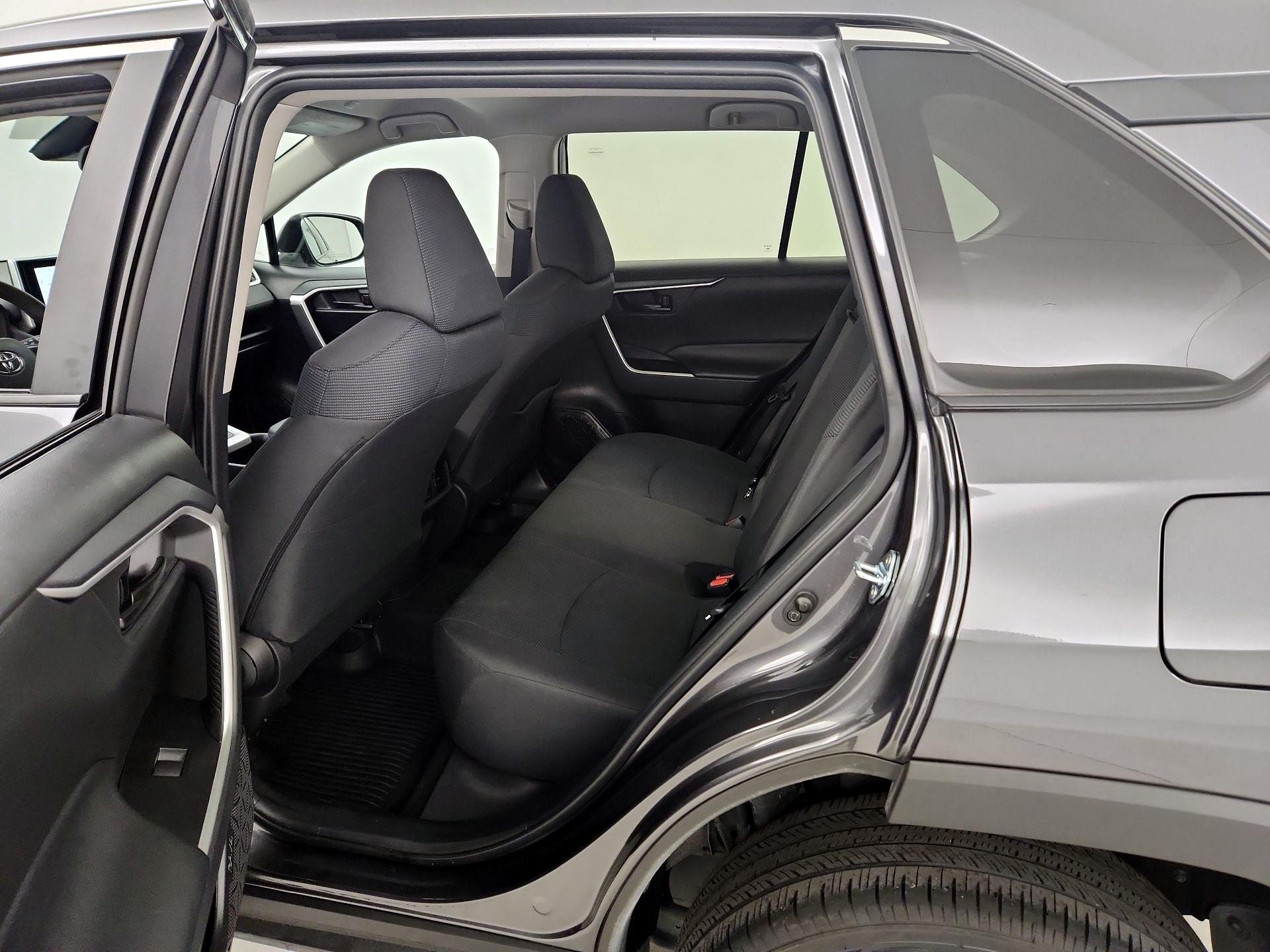 Thumbnail: 2023 Toyota RAV4 - 19