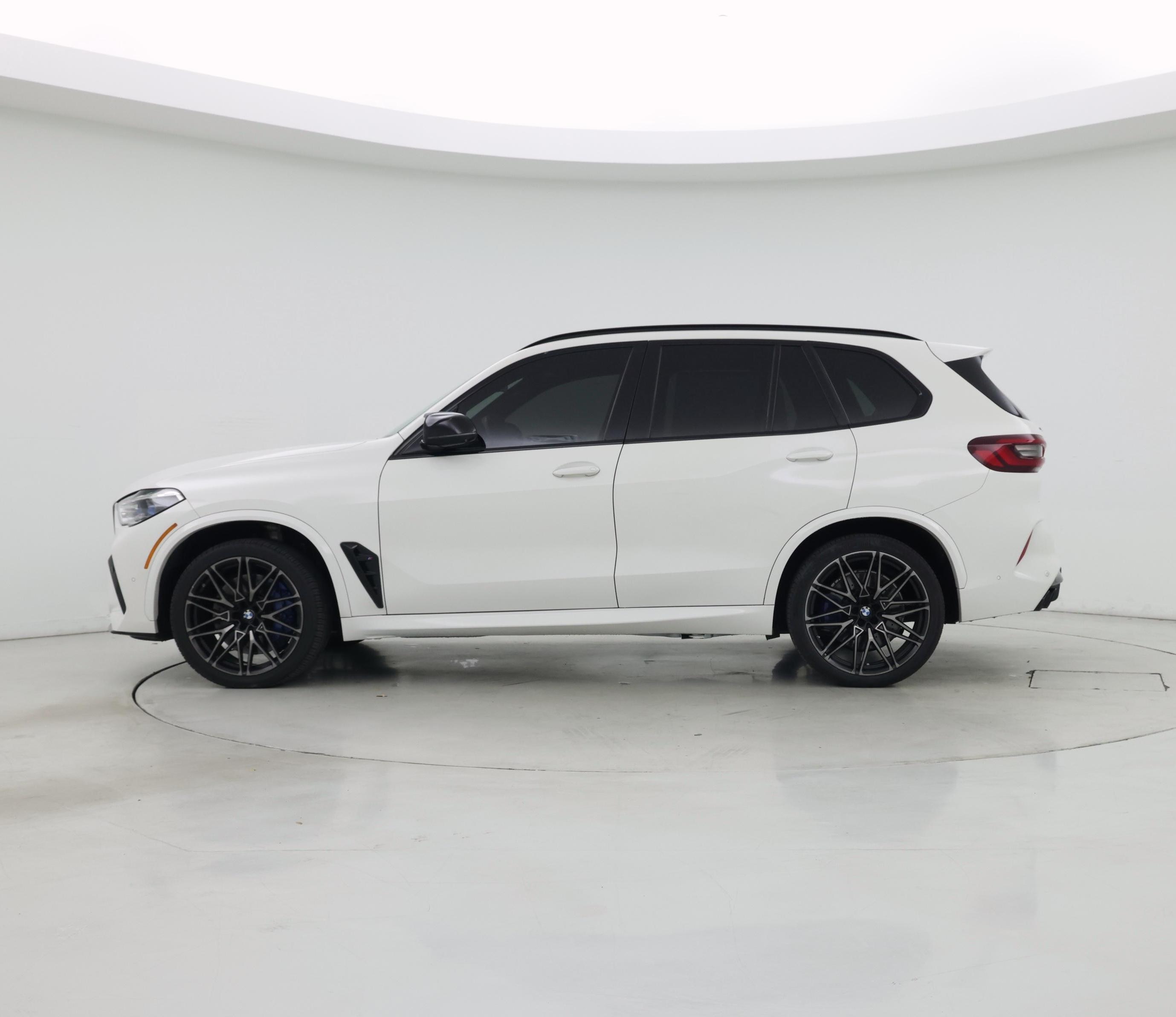 Thumbnail: 2021 BMW X5 - 3
