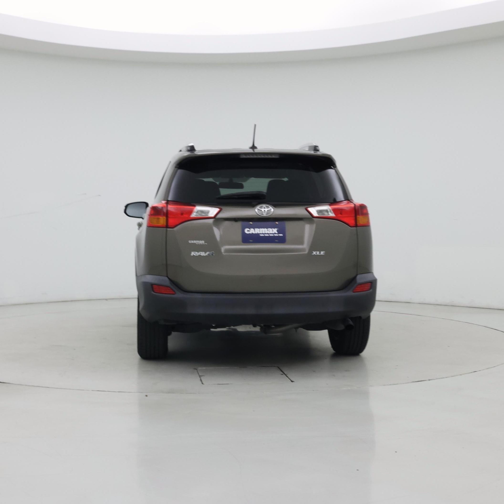 Thumbnail: 2015 Toyota RAV4 - 6
