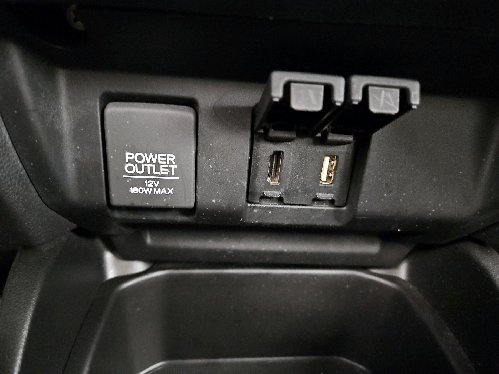 Thumbnail: 2016 Honda Fit - 18