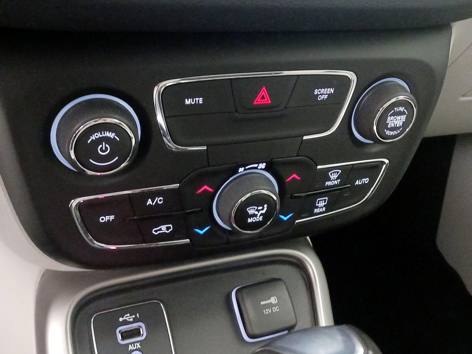 Thumbnail: 2021 Jeep Compass - 16