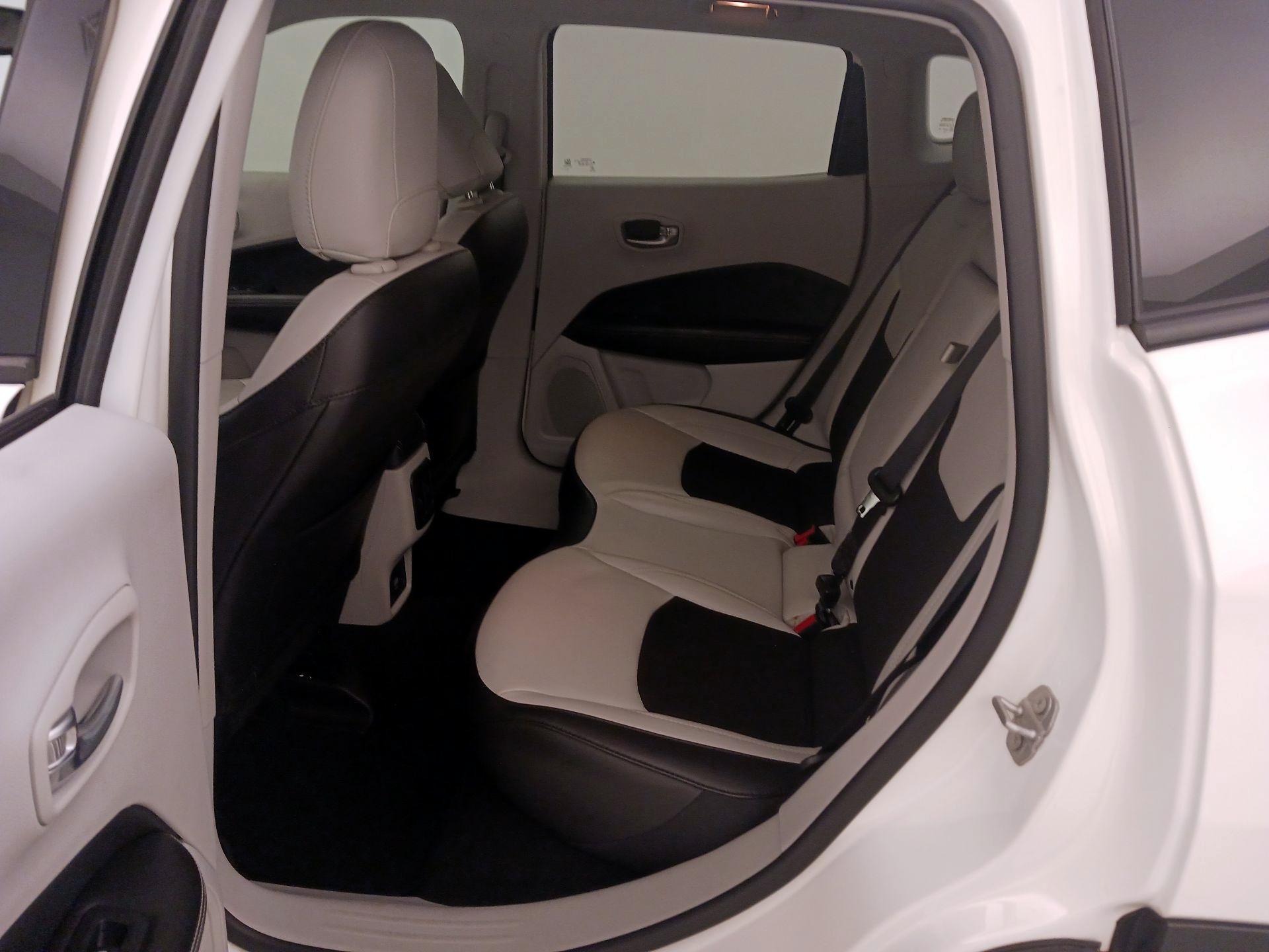 Thumbnail: 2021 Jeep Compass - 19