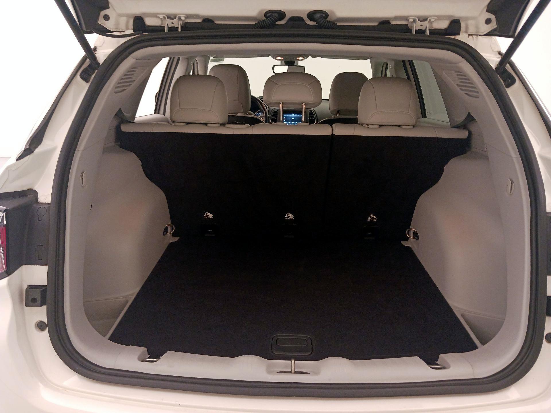 Thumbnail: 2021 Jeep Compass - 20