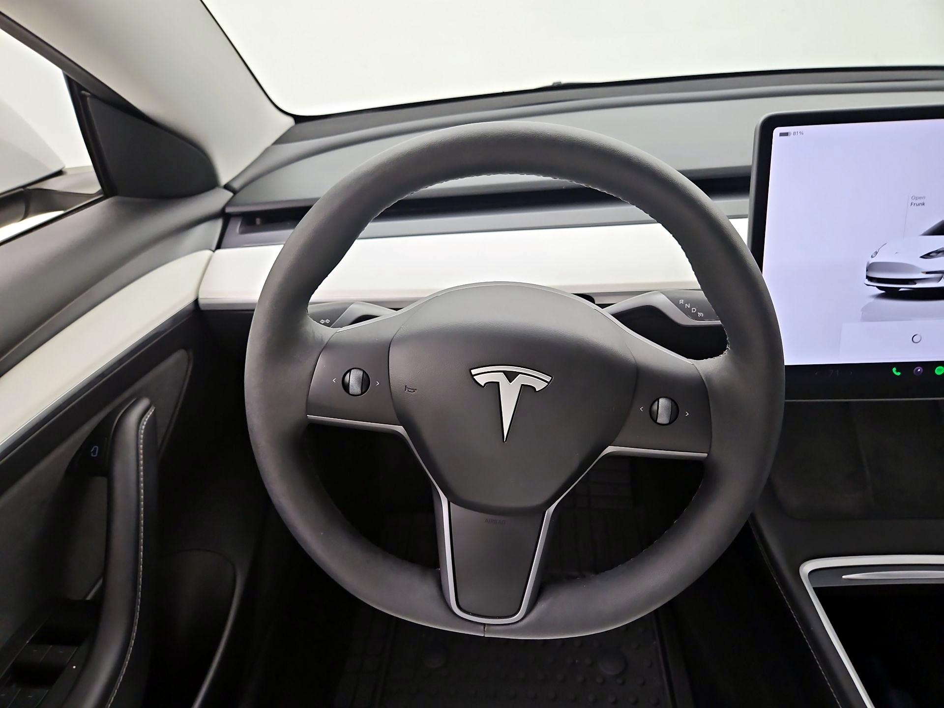 Thumbnail: 2022 Tesla Model 3 - 10