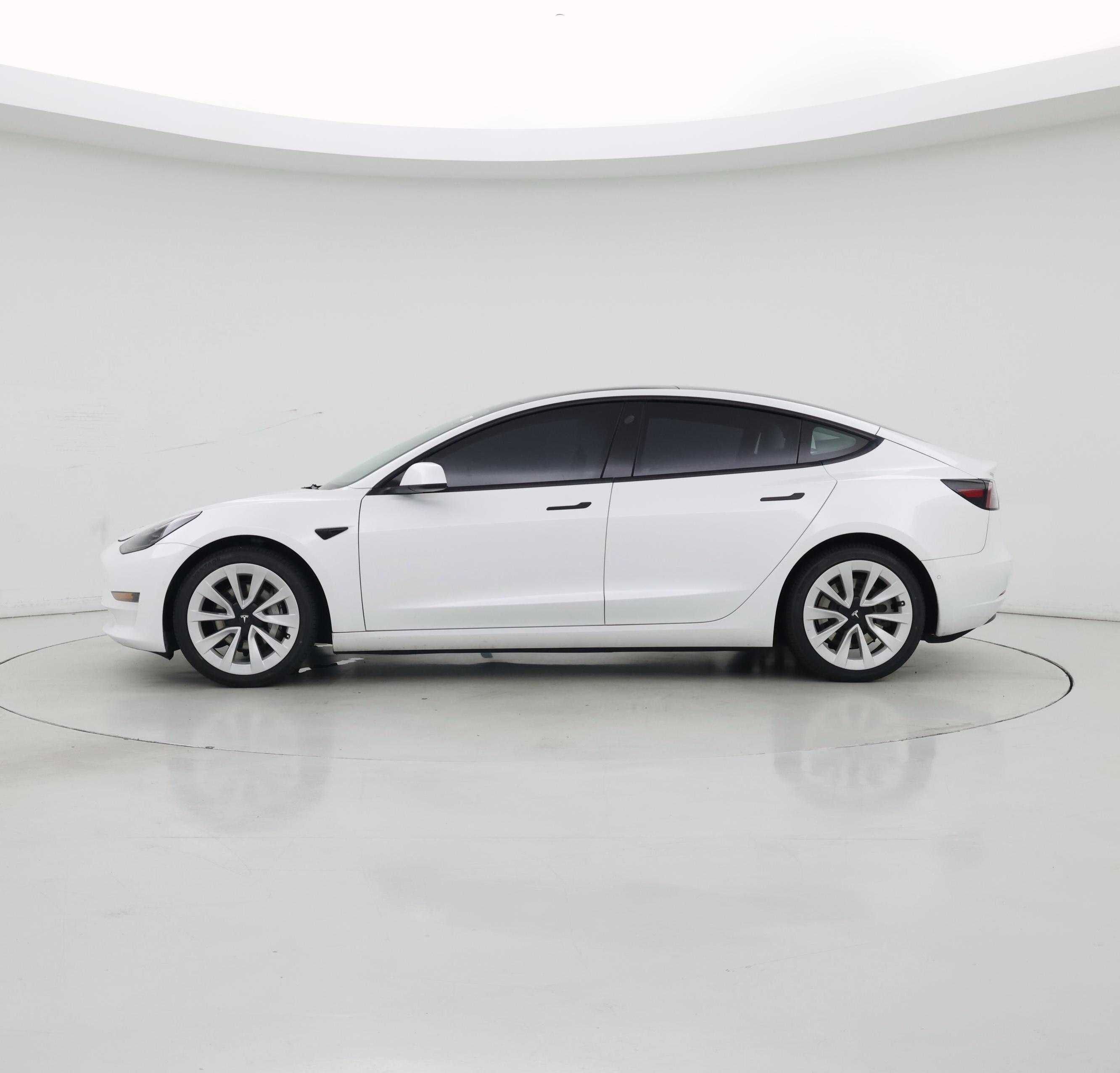 Thumbnail: 2022 Tesla Model 3 - 3