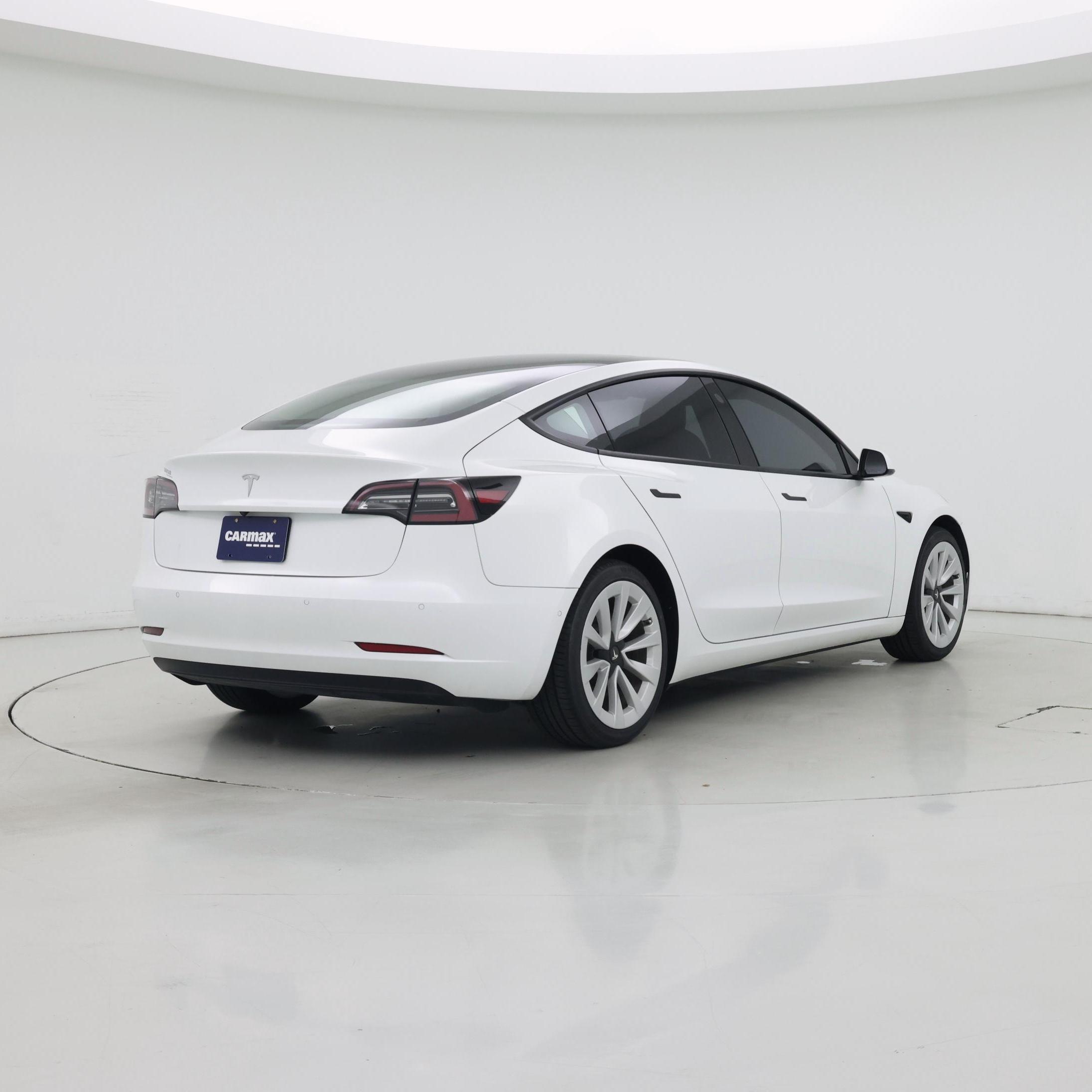 Thumbnail: 2022 Tesla Model 3 - 8