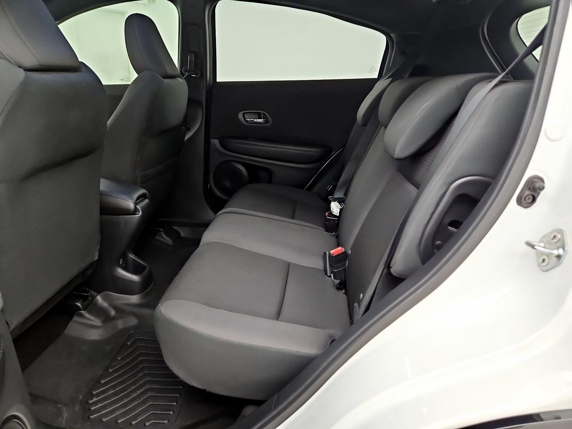 Thumbnail: 2022 Honda HR-V - 19