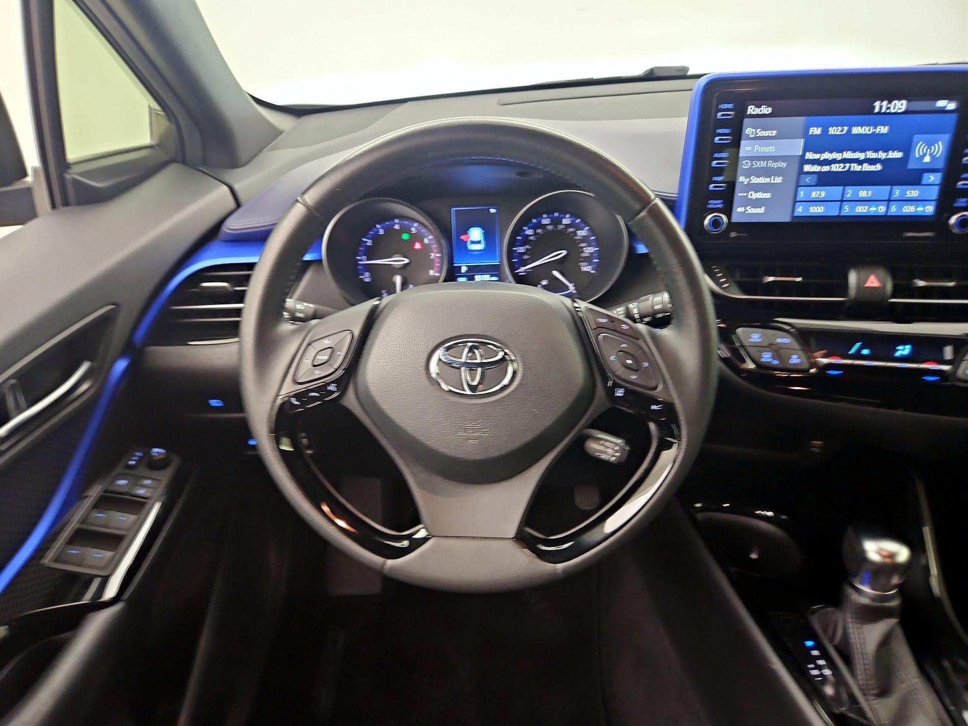 Thumbnail: 2021 Toyota C-HR - 10