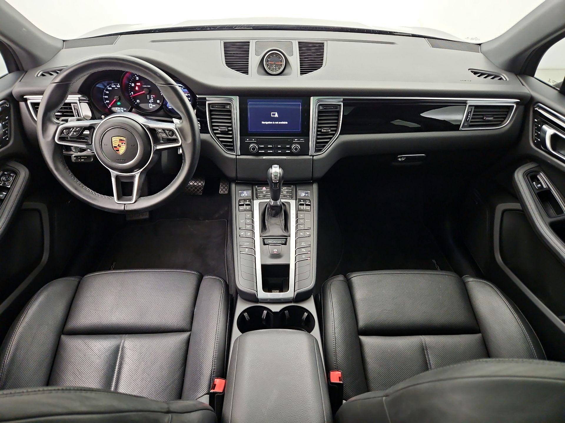 Thumbnail: 2018 Porsche Macan - 9