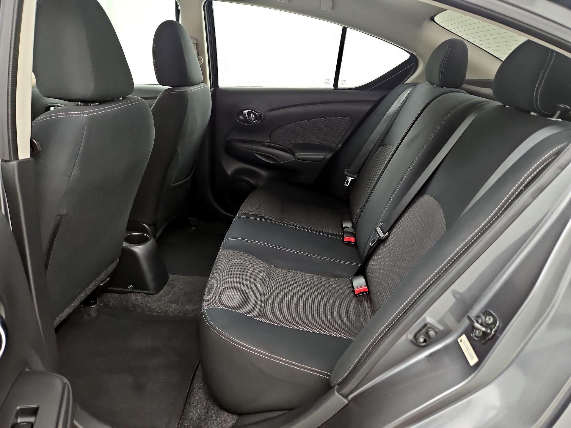 Thumbnail: 2016 Nissan Versa - 18