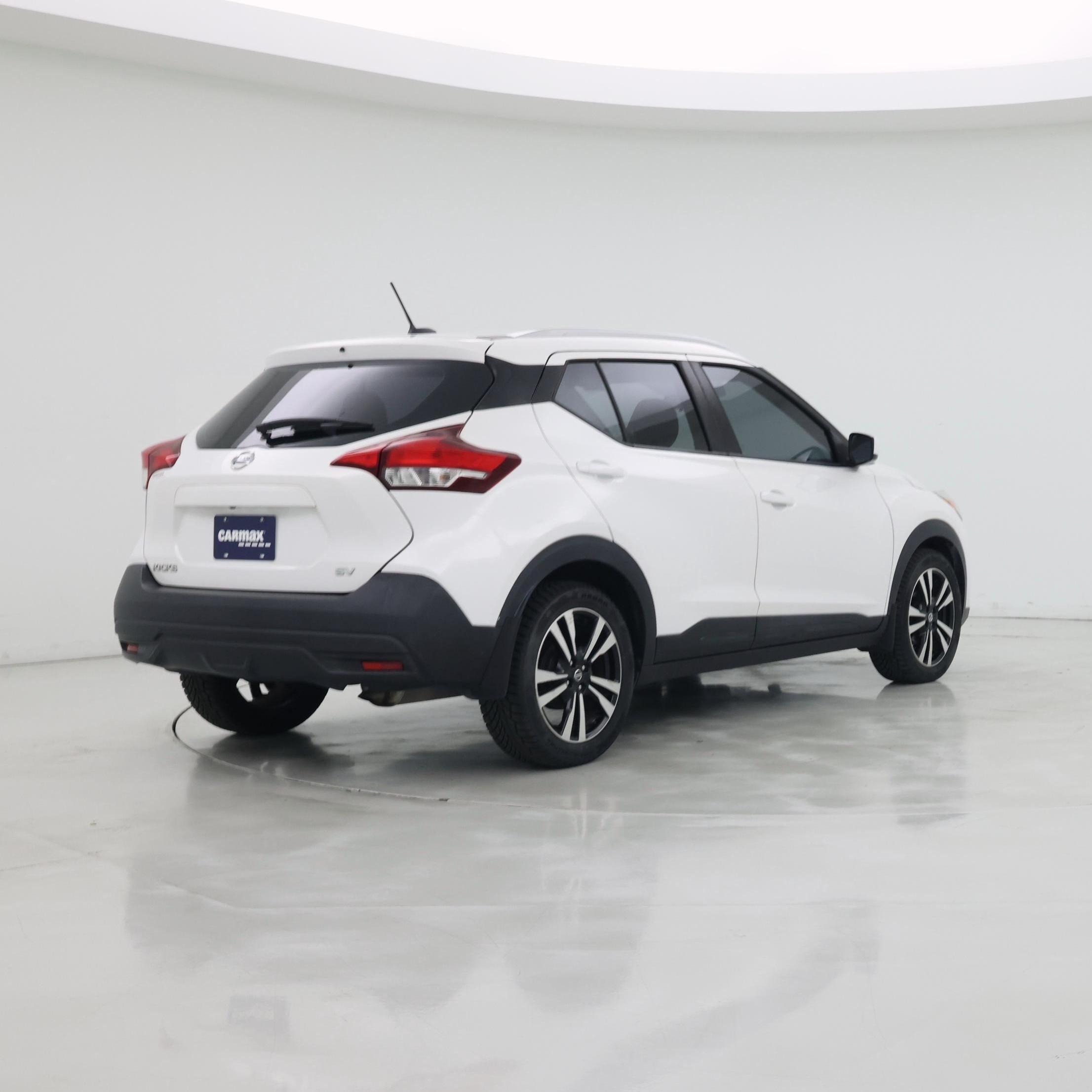 Thumbnail: 2019 Nissan Kicks - 8