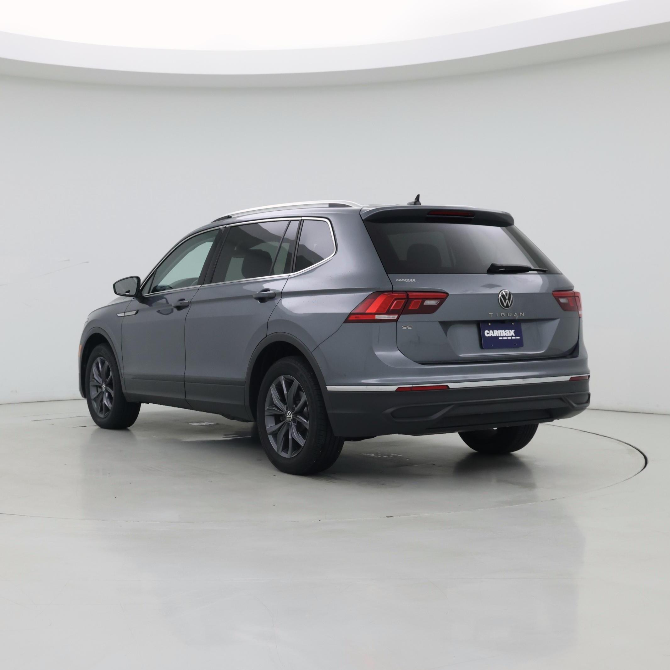 Thumbnail: 2022 Volkswagen Tiguan - 2