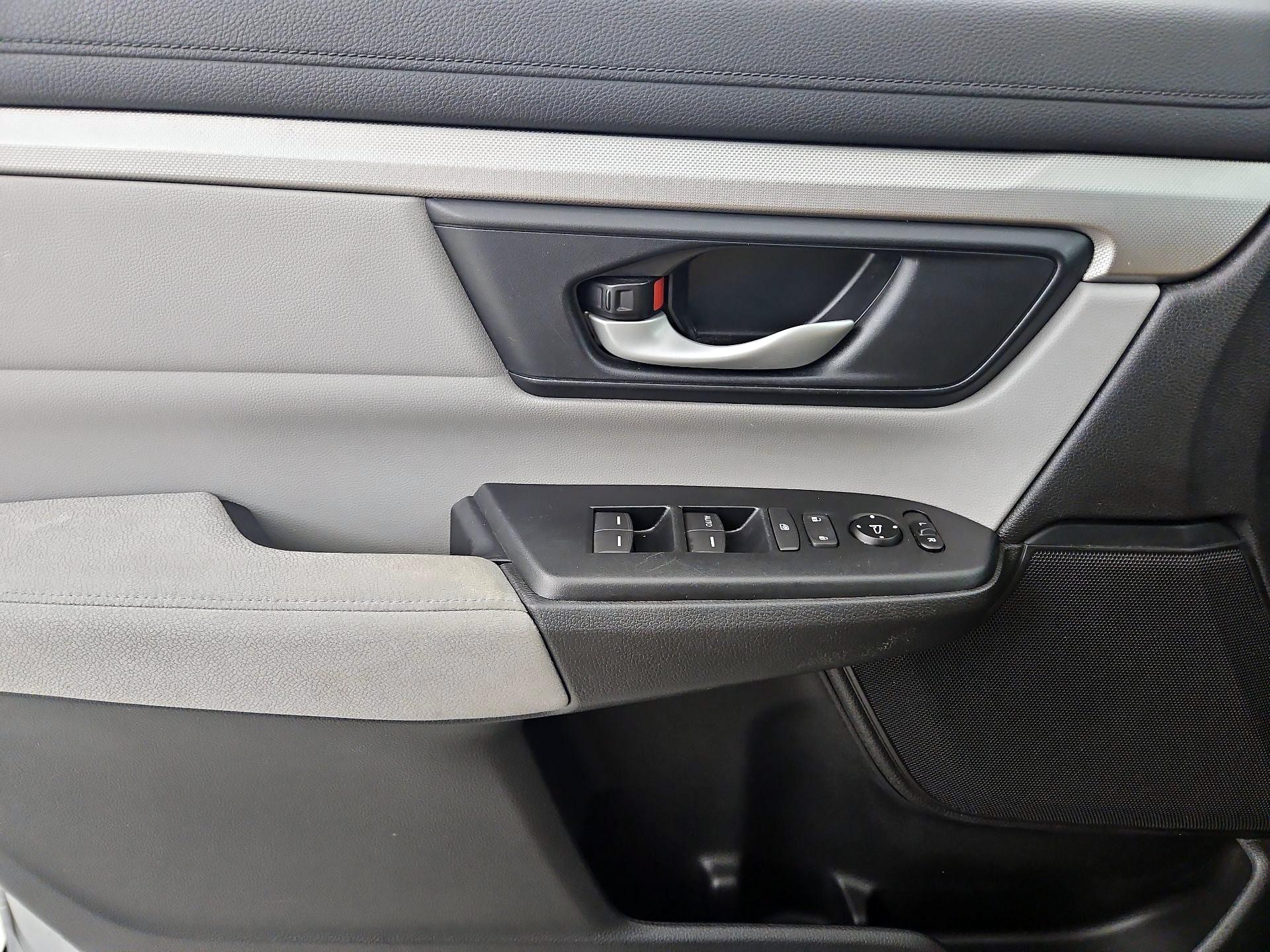 Thumbnail: 2017 Honda CR-V - 12