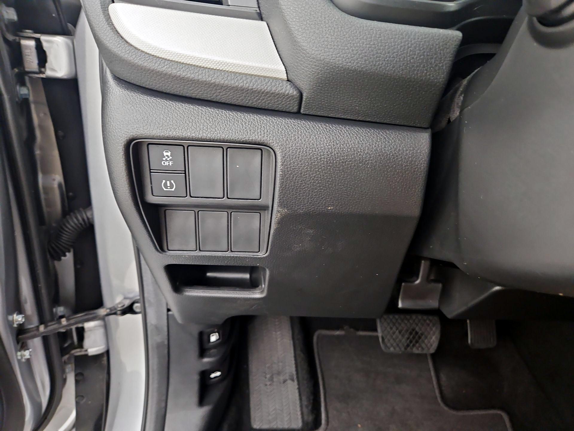 Thumbnail: 2017 Honda CR-V - 13