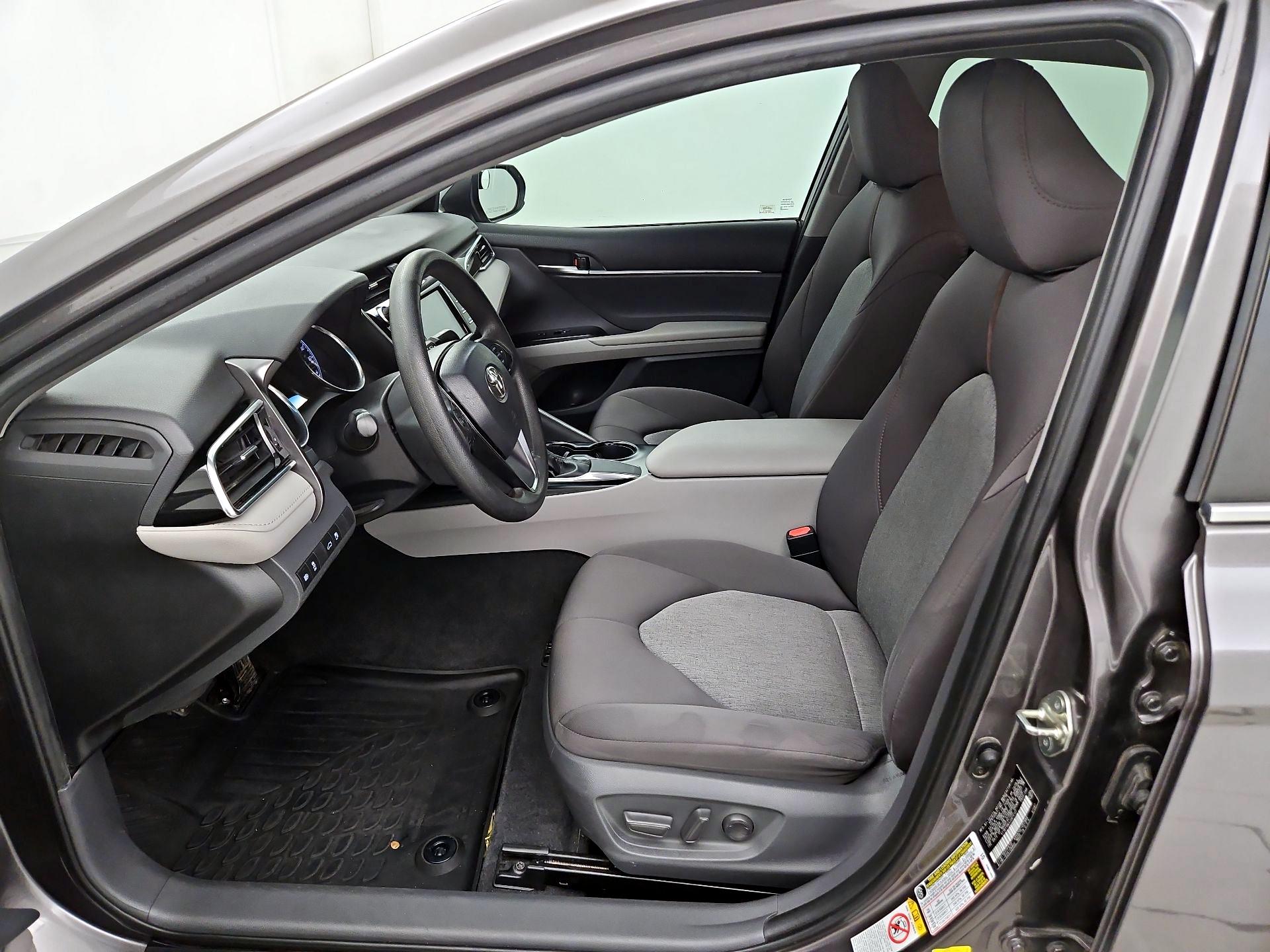 Thumbnail: 2018 Toyota Camry - 11