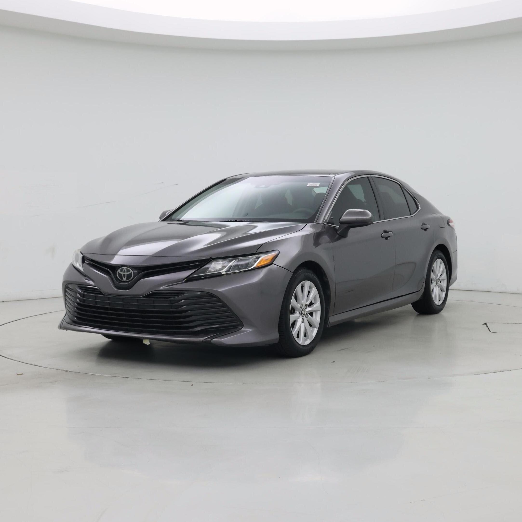 Thumbnail: 2018 Toyota Camry - 4