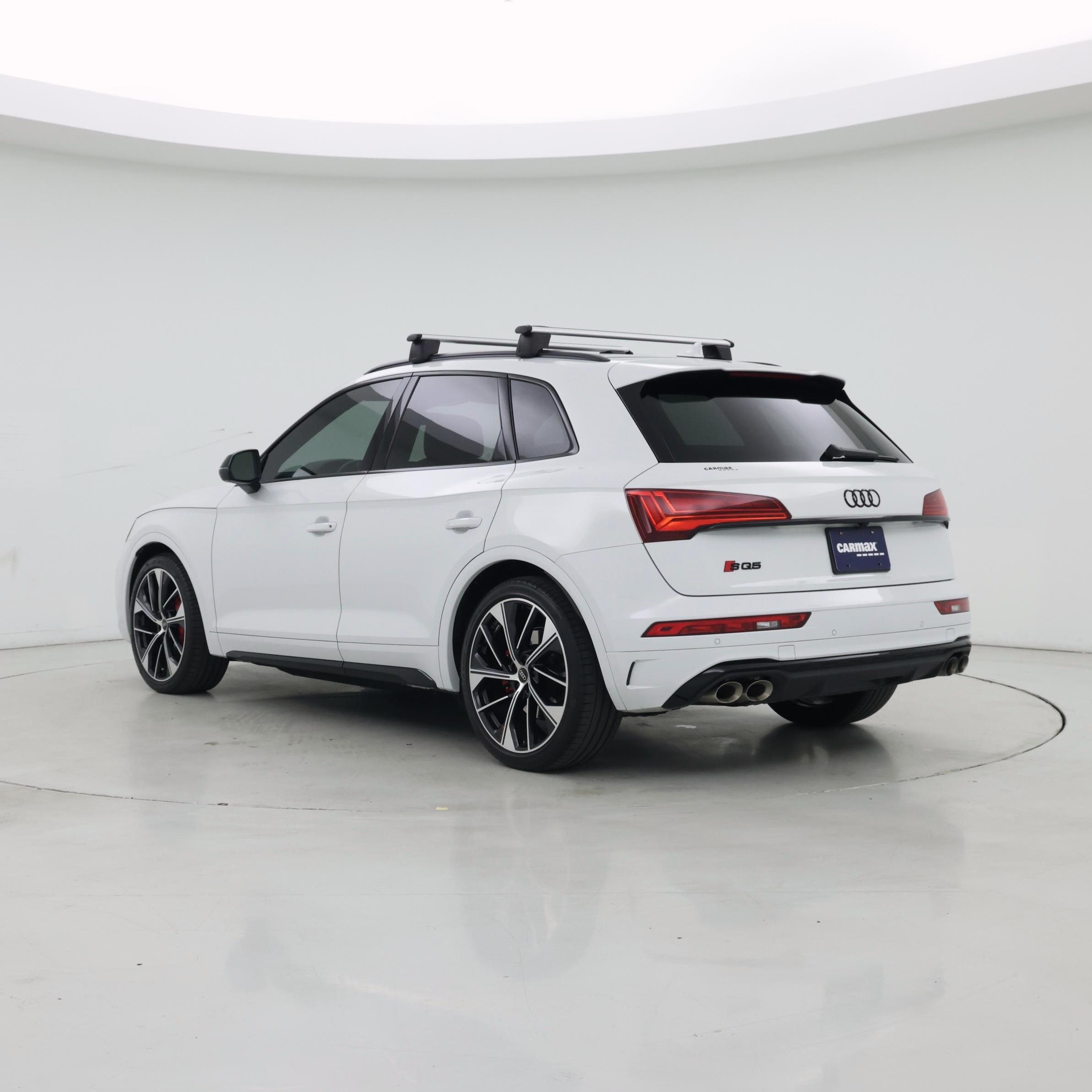 Thumbnail: 2024 Audi SQ5 - 2