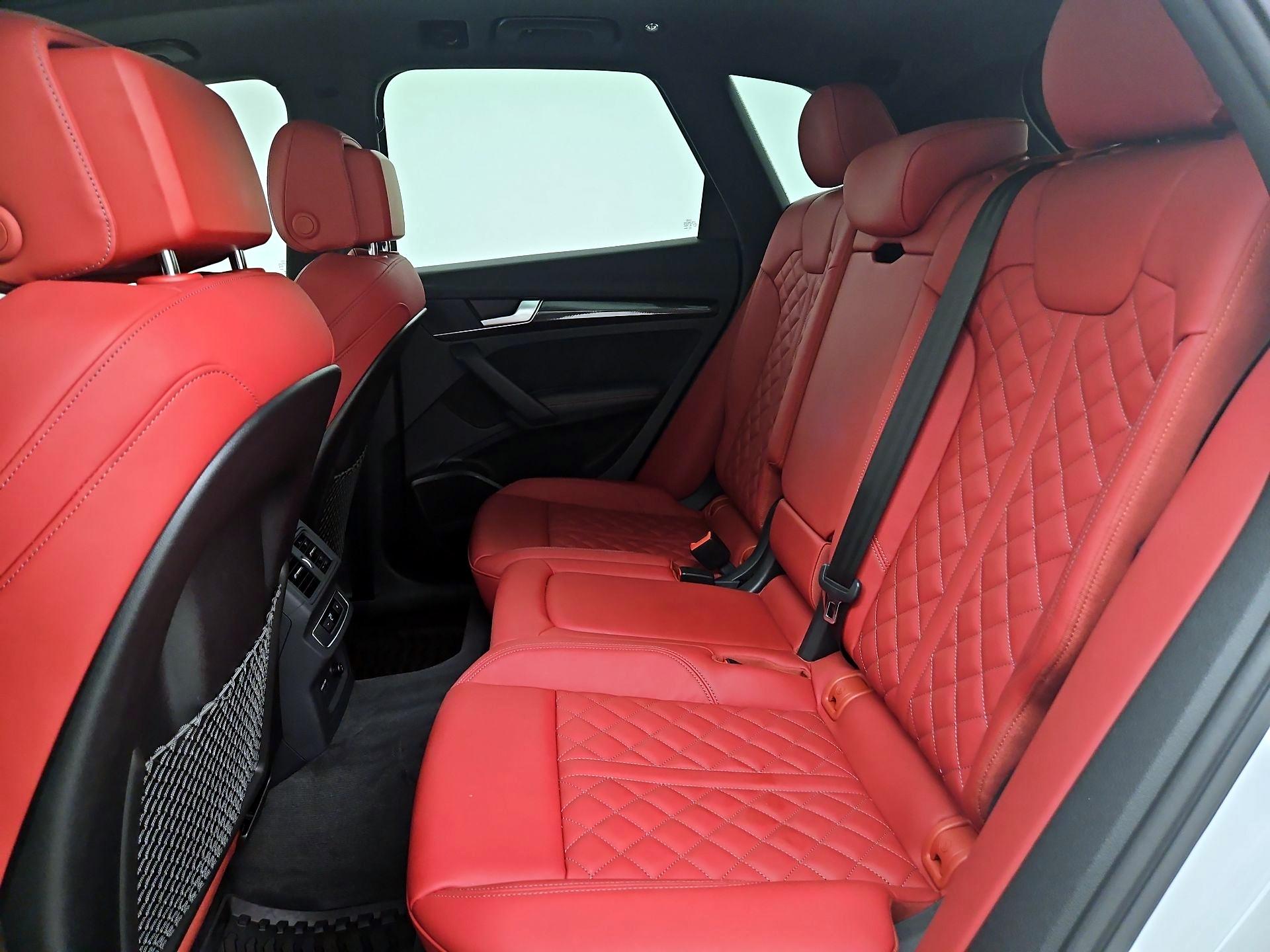 Thumbnail: 2024 Audi SQ5 - 20
