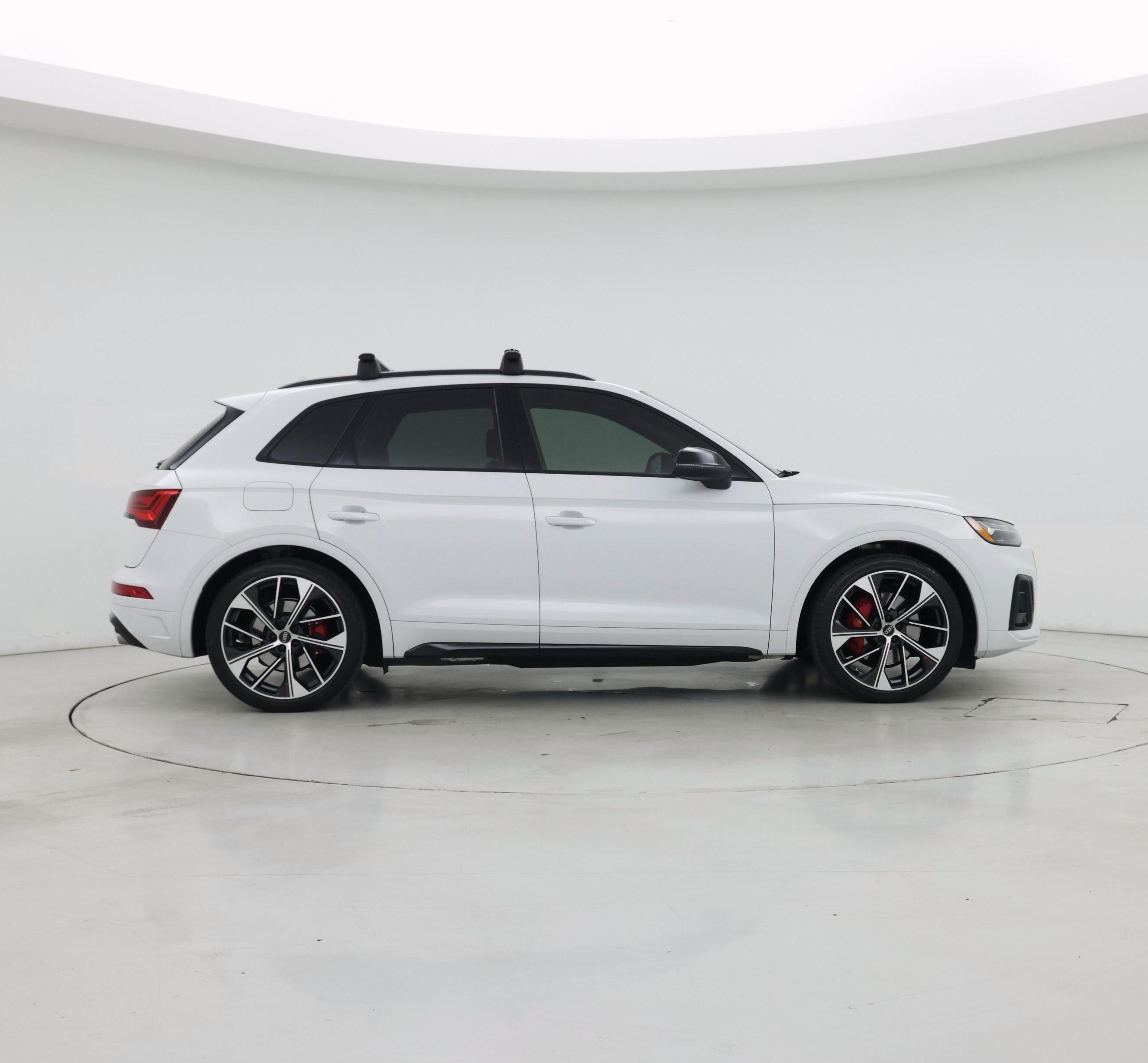 Thumbnail: 2024 Audi SQ5 - 7