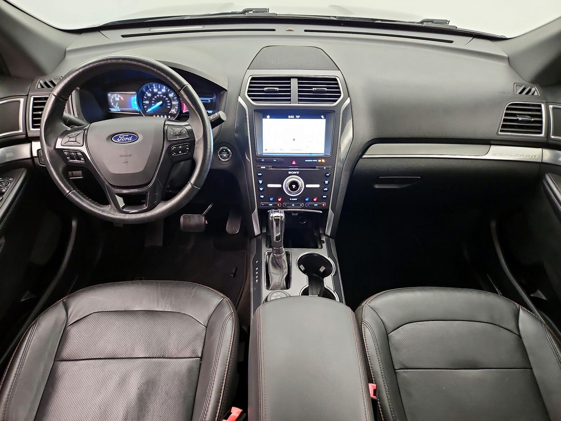 Thumbnail: 2017 Ford Explorer - 9