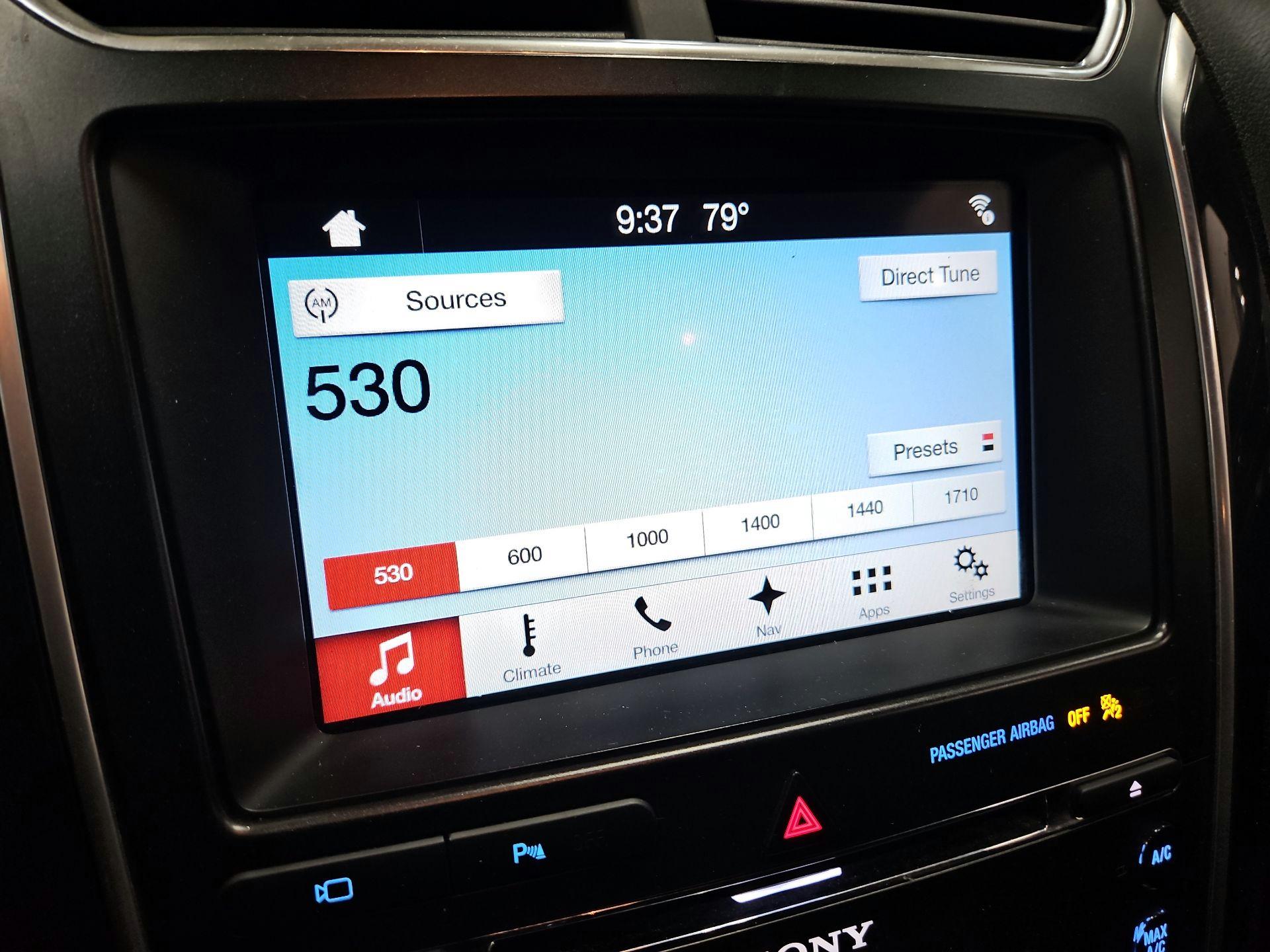 Thumbnail: 2017 Ford Explorer - 15