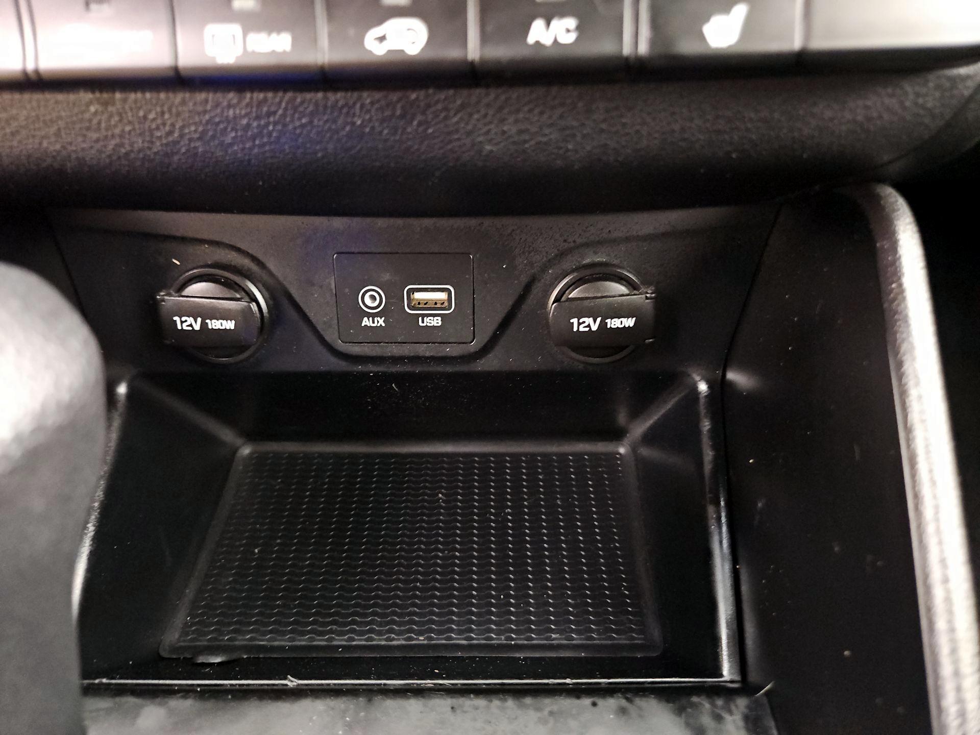 Thumbnail: 2020 Hyundai Tucson - 18