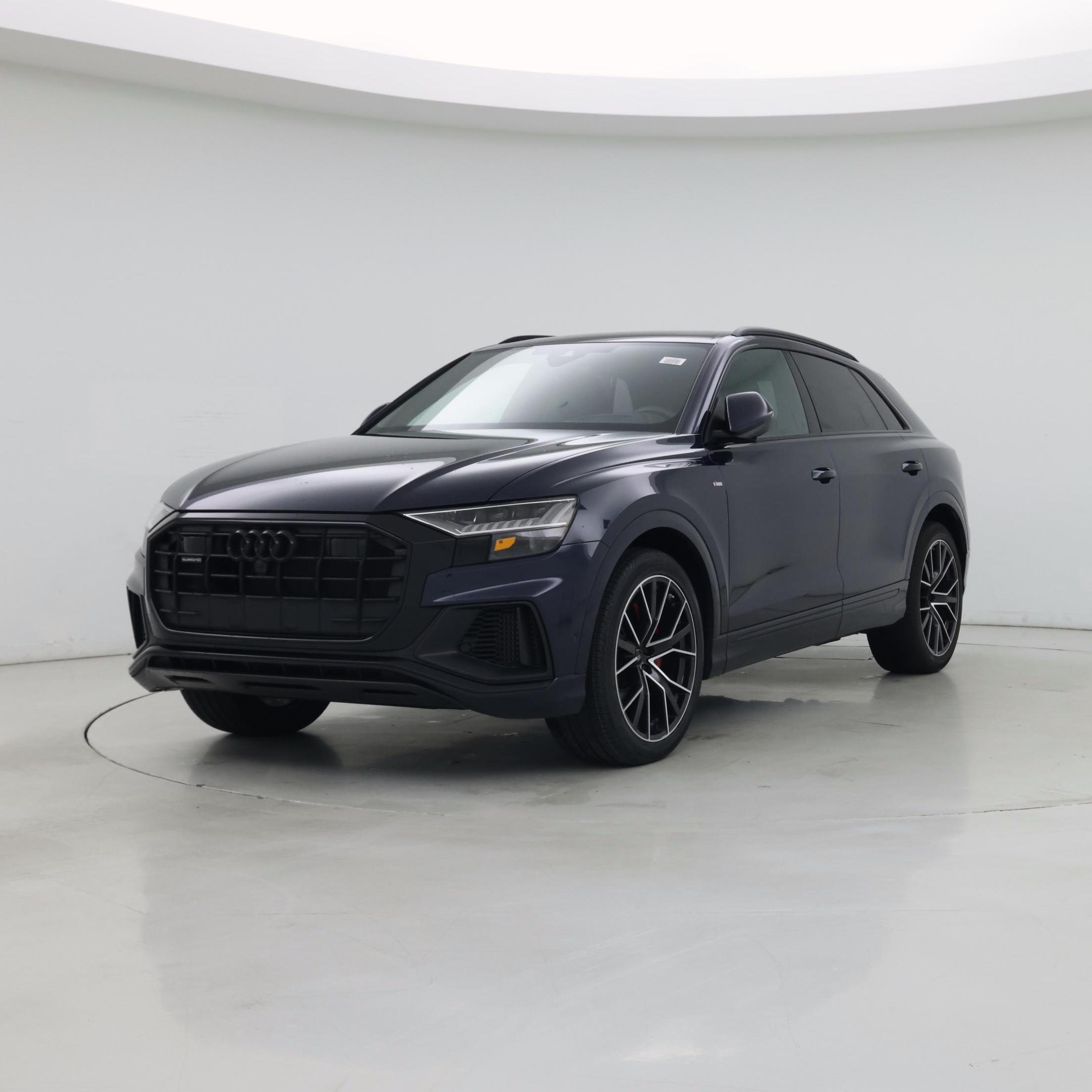 Thumbnail: 2023 Audi Q8 - 4