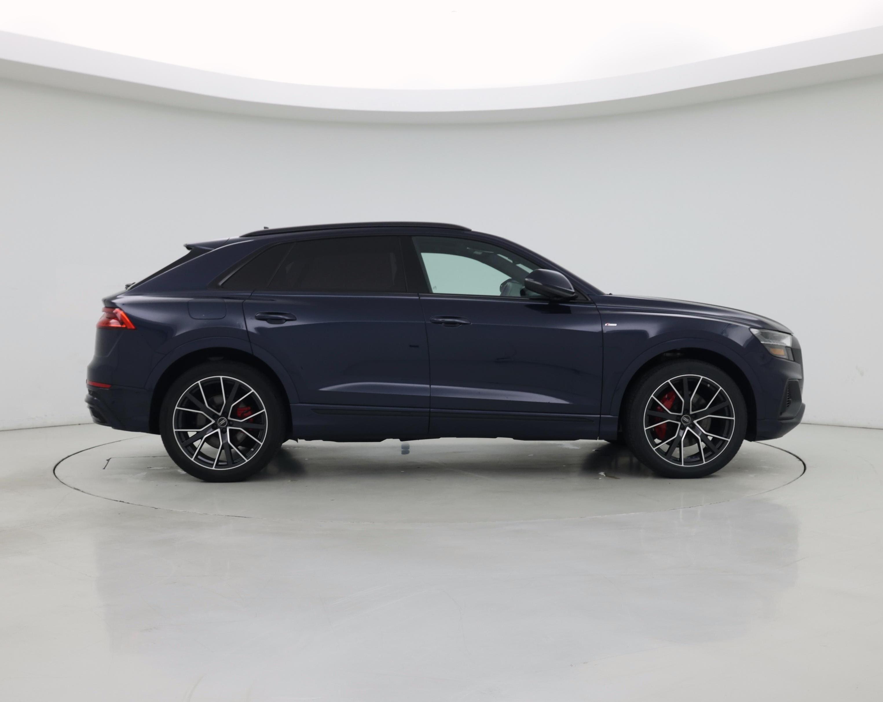 Thumbnail: 2023 Audi Q8 - 7