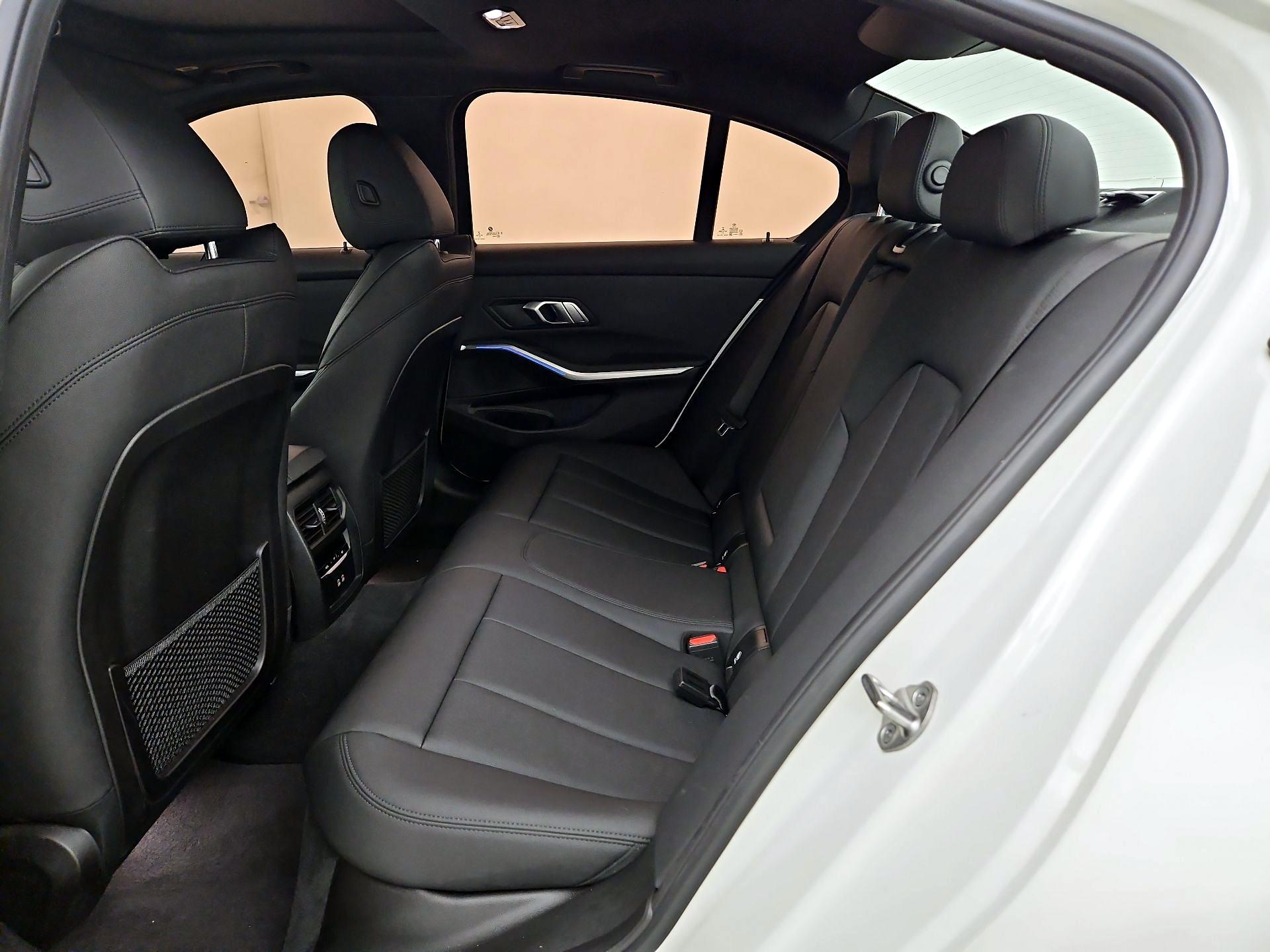 Thumbnail: 2021 BMW 3 Series - 20