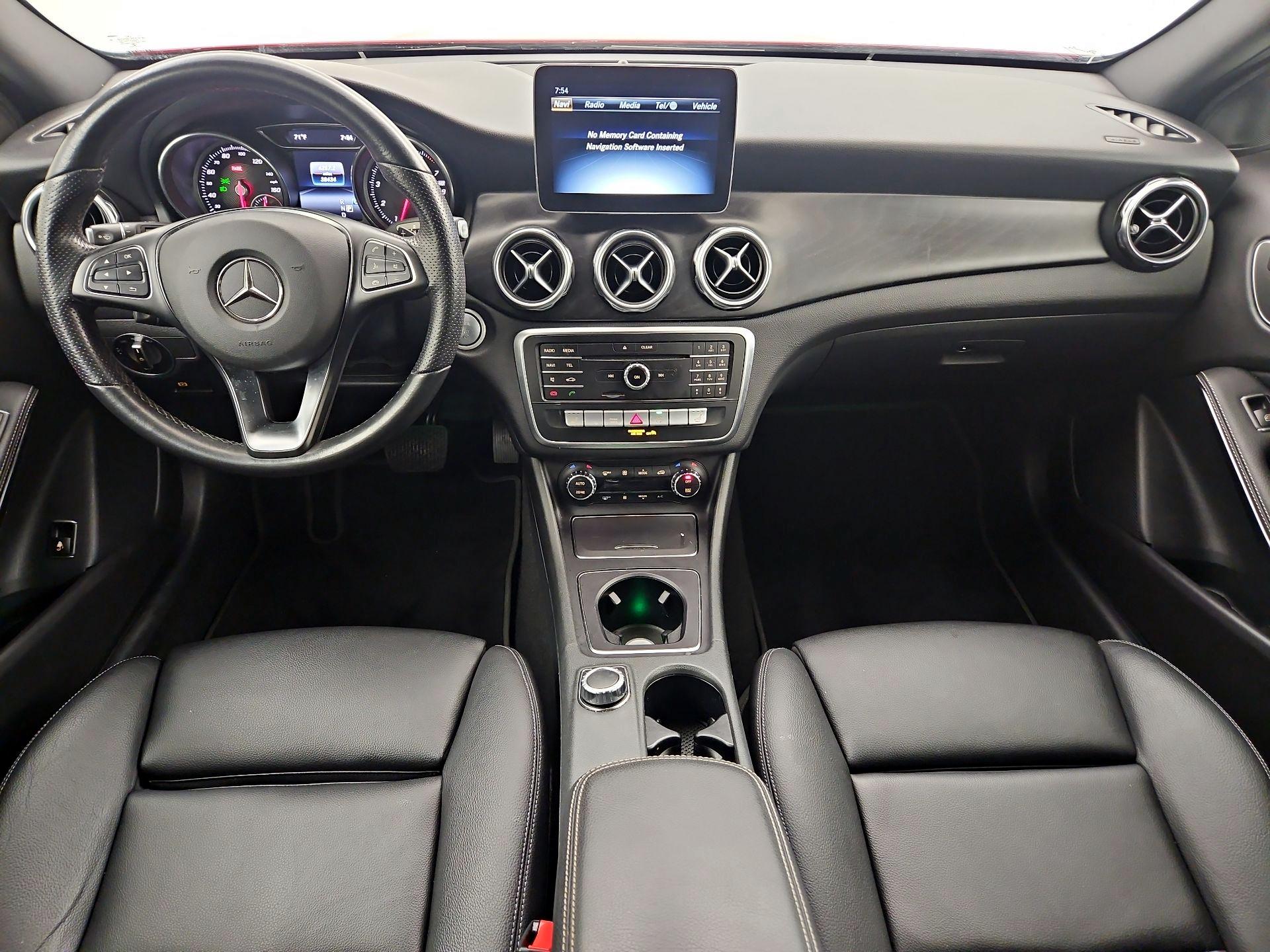Thumbnail: 2019 Mercedes-Benz GLA - 9