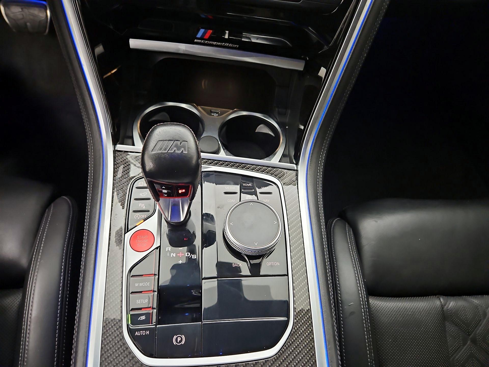 Thumbnail: 2022 BMW M8 - 18
