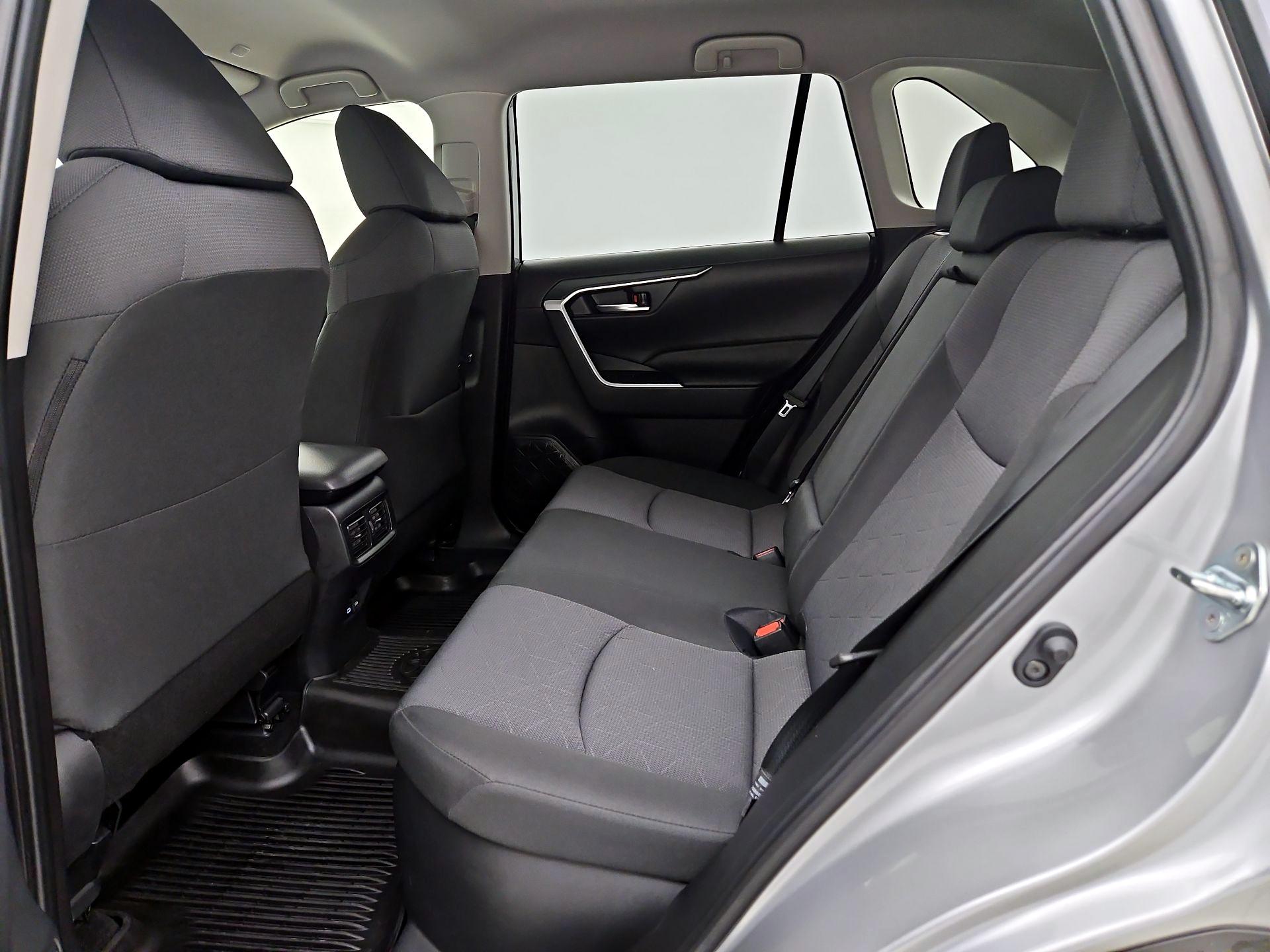 Thumbnail: 2023 Toyota RAV4 - 19