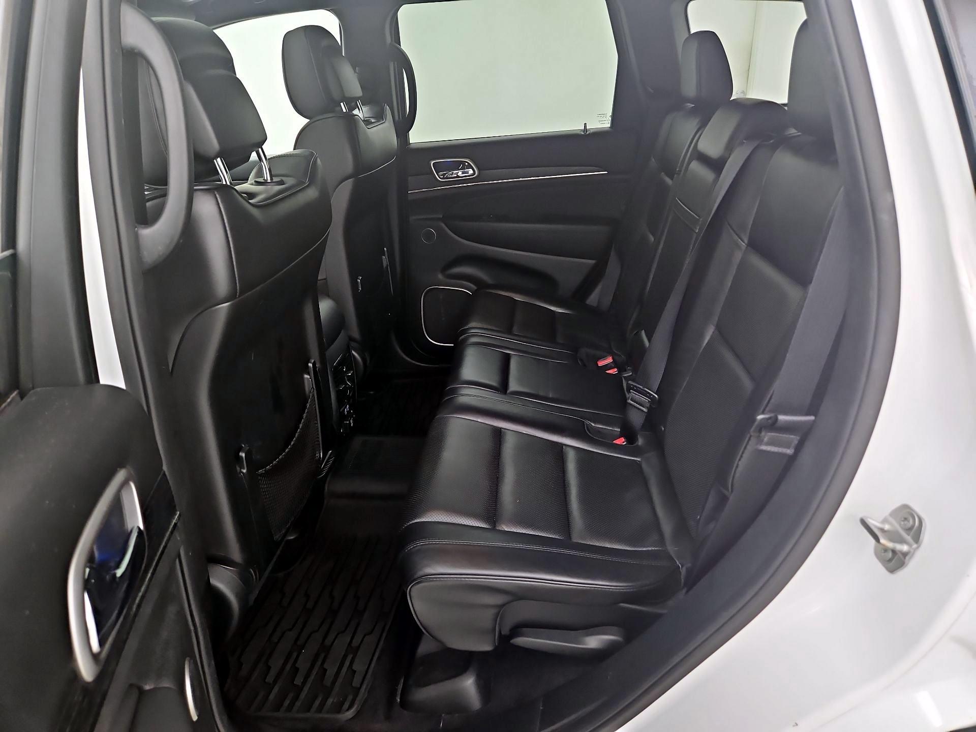 Thumbnail: 2018 Jeep Grand Cherokee - 20