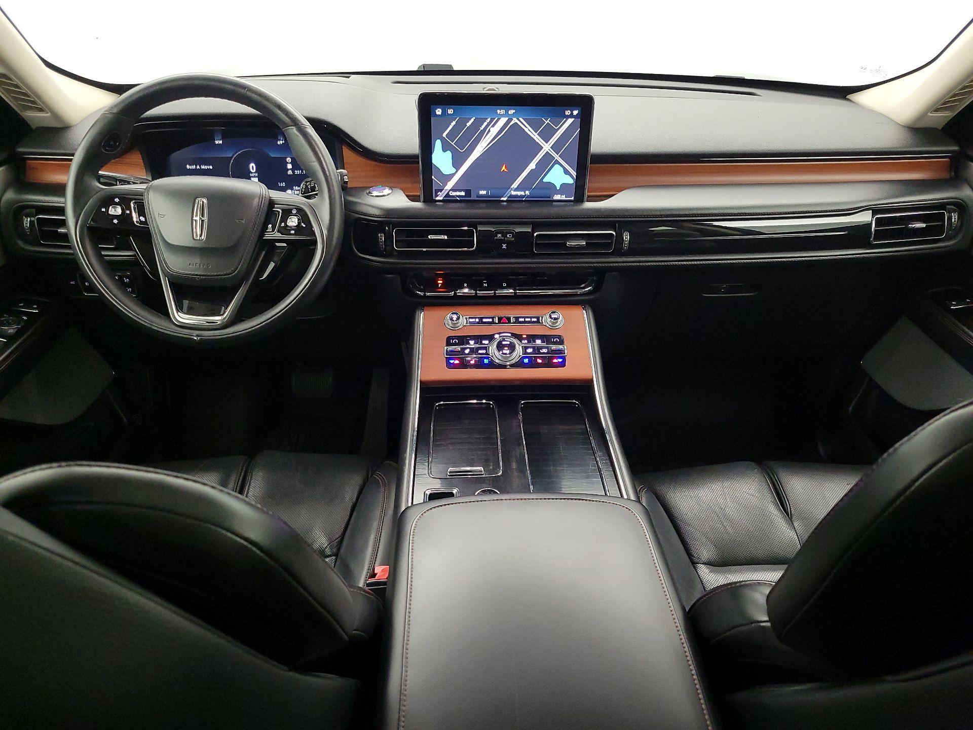 Thumbnail: 2020 Lincoln Aviator - 9