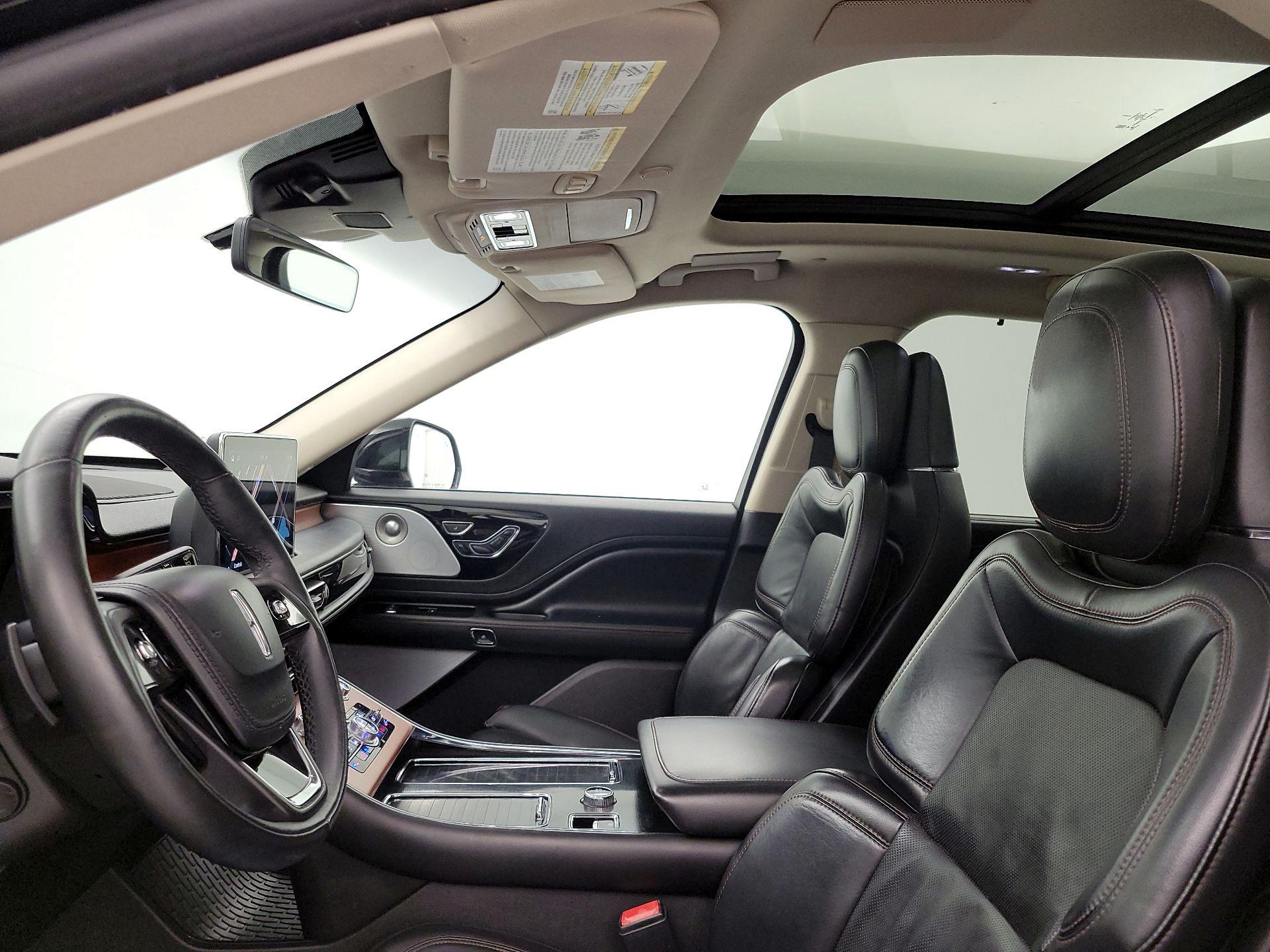 Thumbnail: 2020 Lincoln Aviator - 20