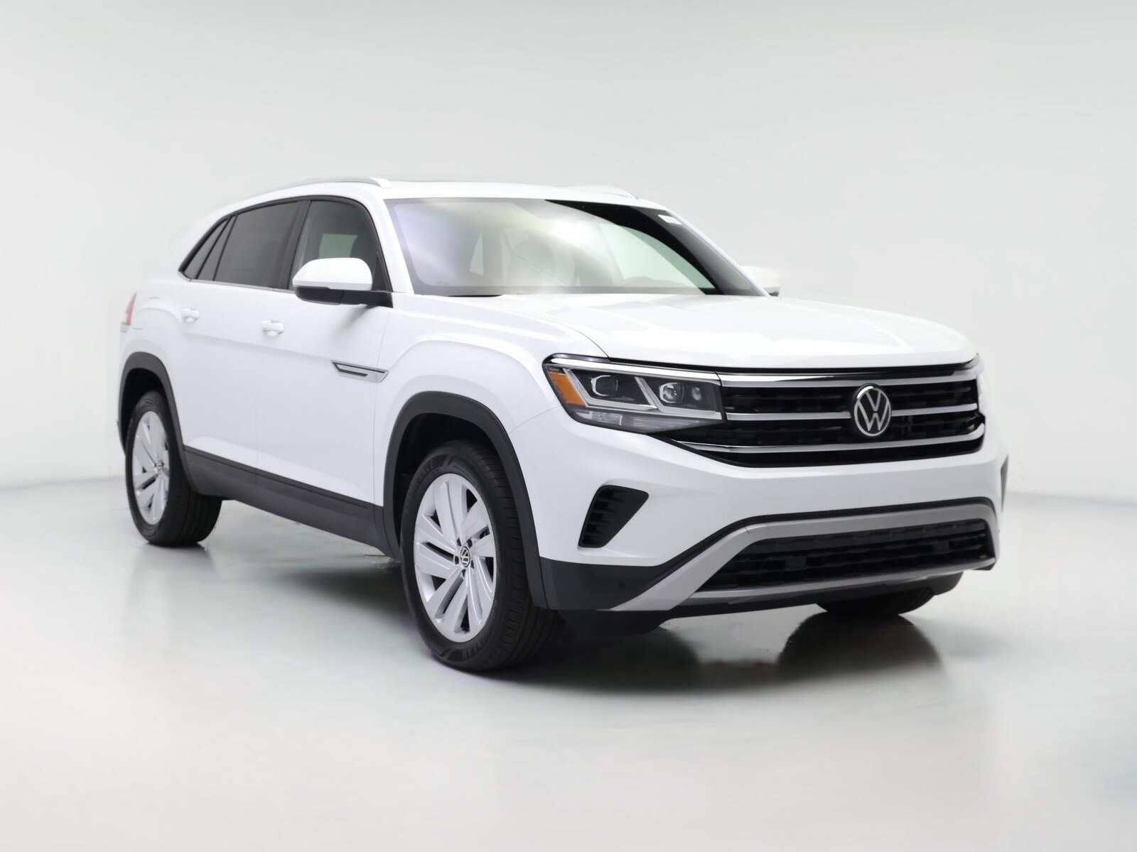 2023 Volkswagen Atlas Cross Sport SE w/Tech