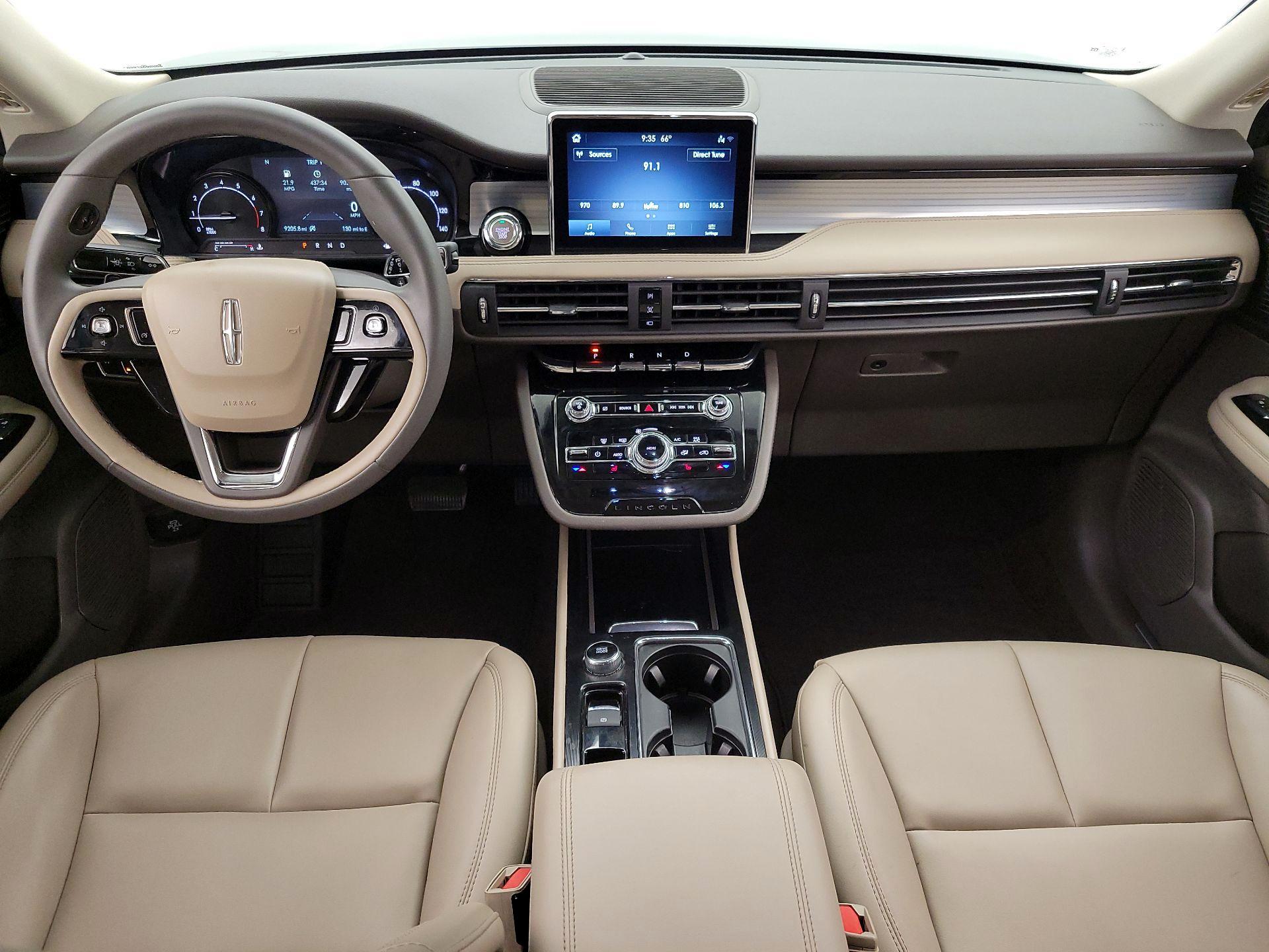 Thumbnail: 2022 Lincoln Corsair - 9