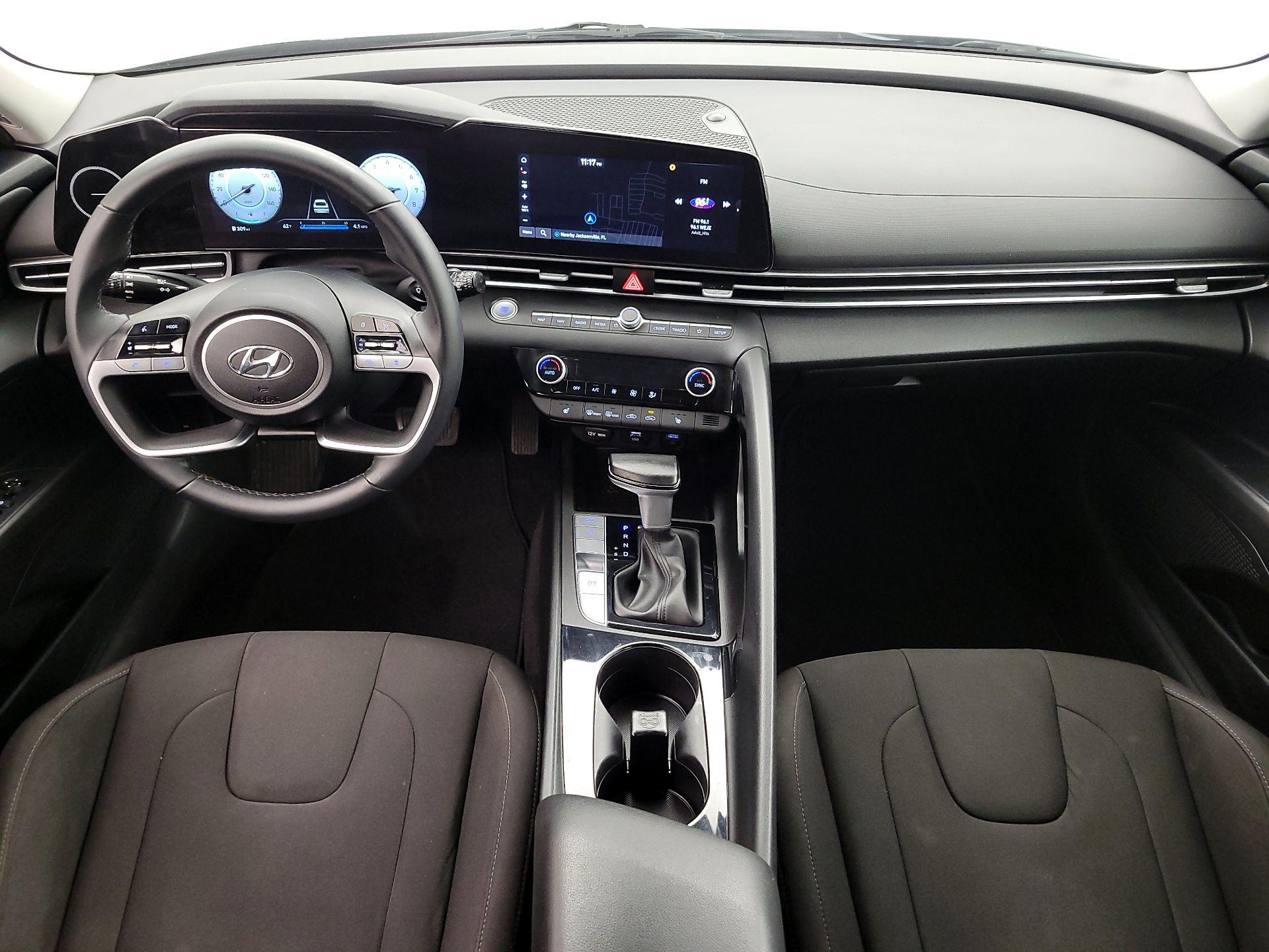 Thumbnail: 2023 Hyundai Elantra - 9