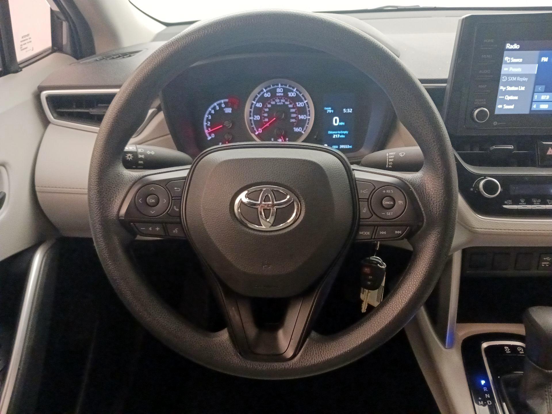 Thumbnail: 2022 Toyota Corolla Cross - 10