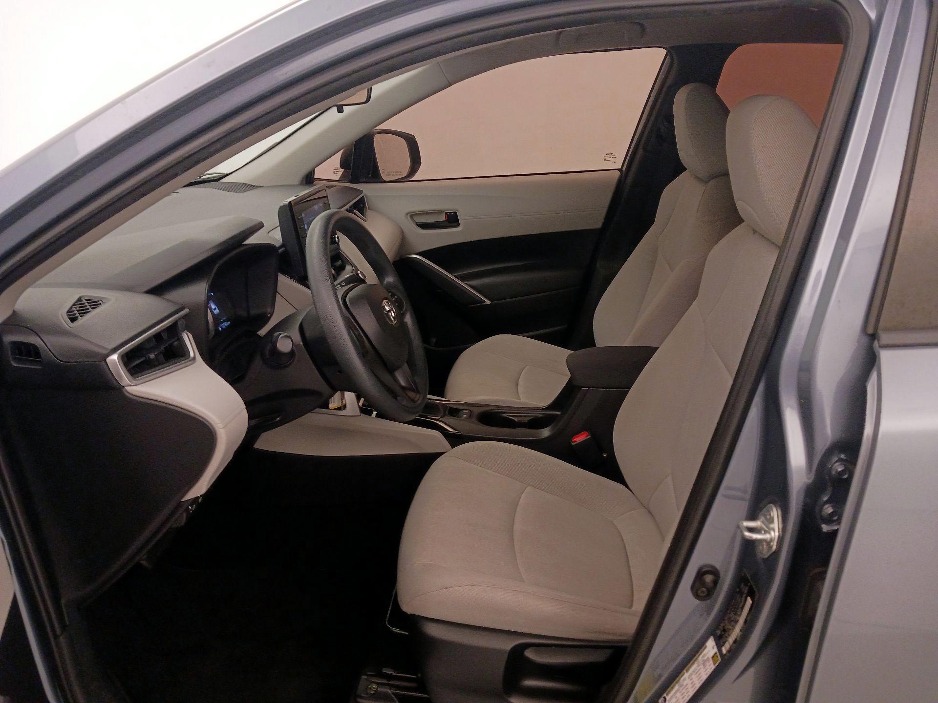 Thumbnail: 2022 Toyota Corolla Cross - 11