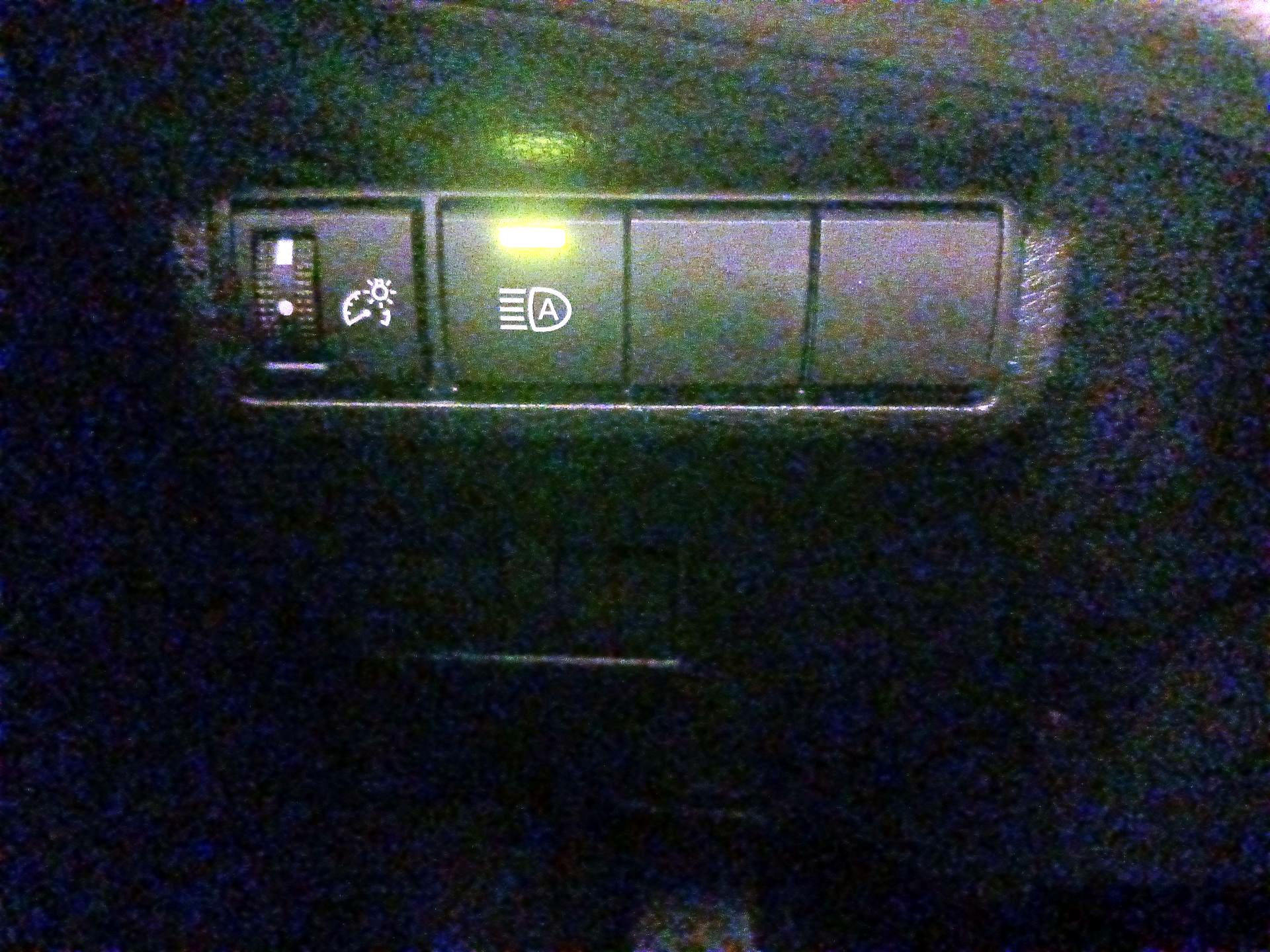 Thumbnail: 2022 Toyota Corolla Cross - 13