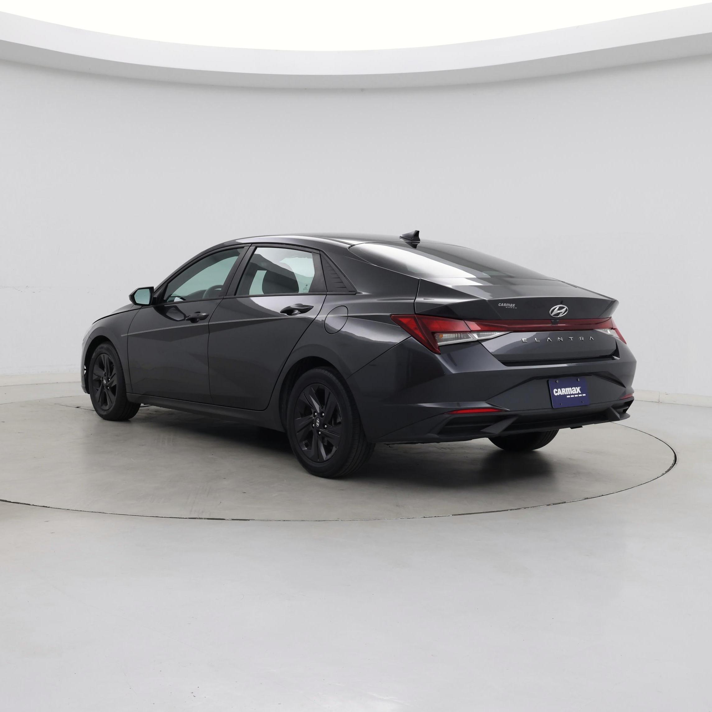 Thumbnail: 2021 Hyundai Elantra - 2