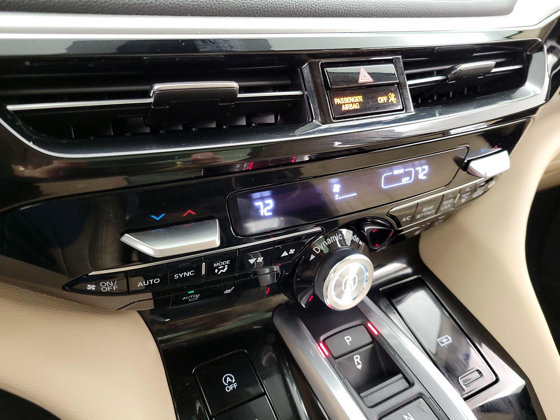 Thumbnail: 2023 Acura MDX - 16