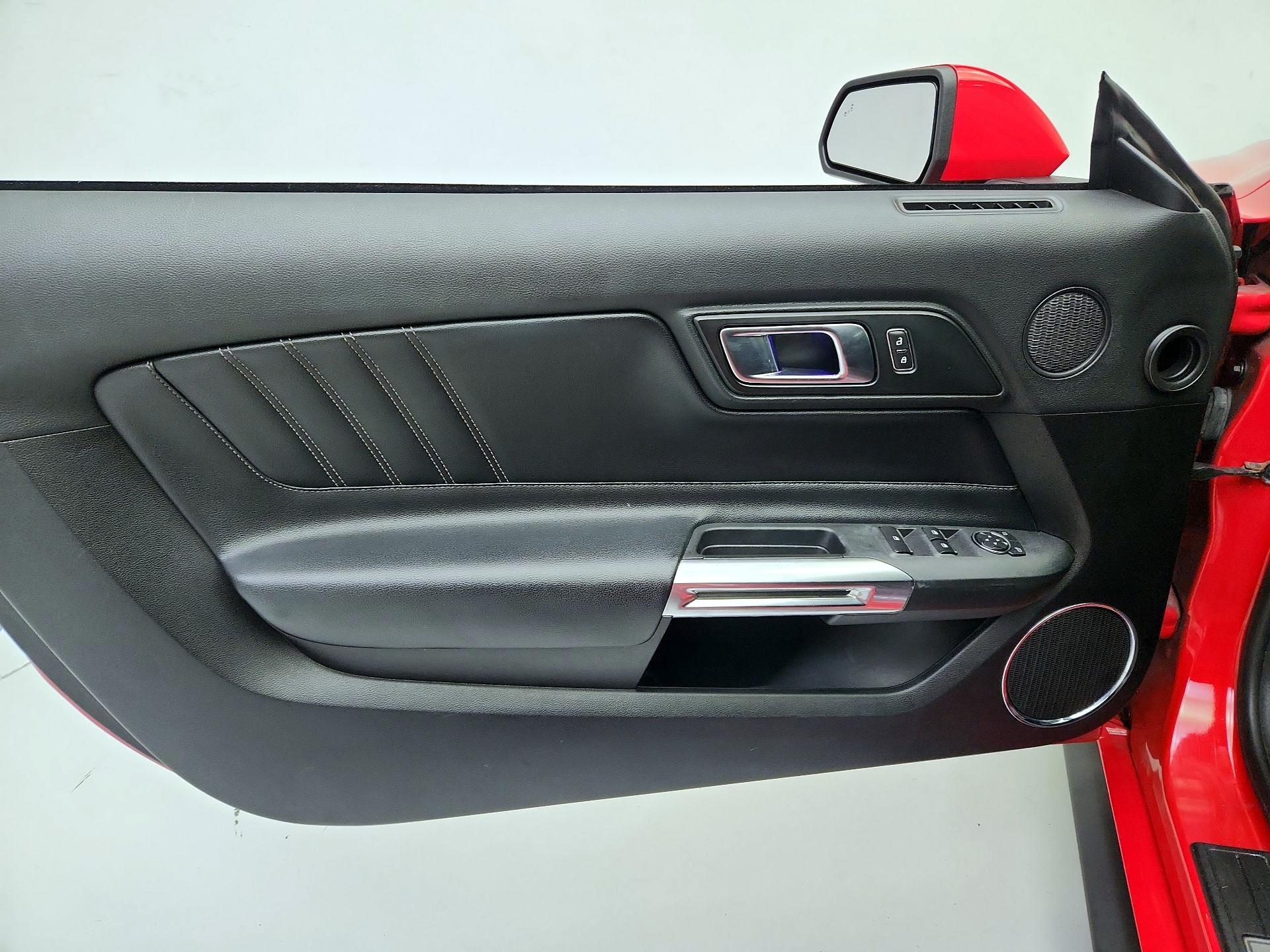 Thumbnail: 2022 Ford Mustang - 12