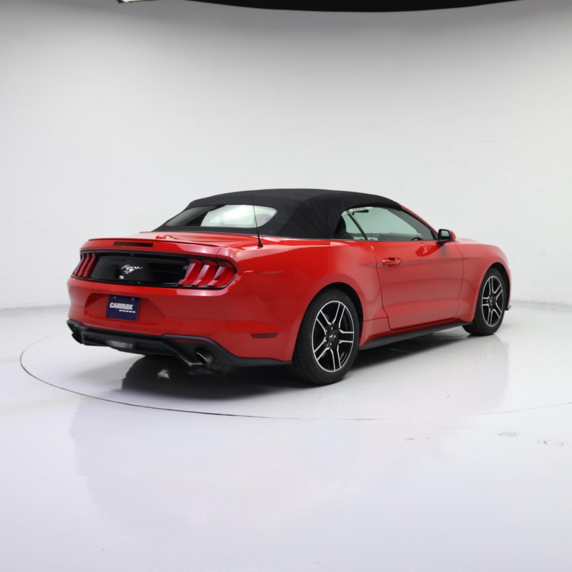 Thumbnail: 2022 Ford Mustang - 8