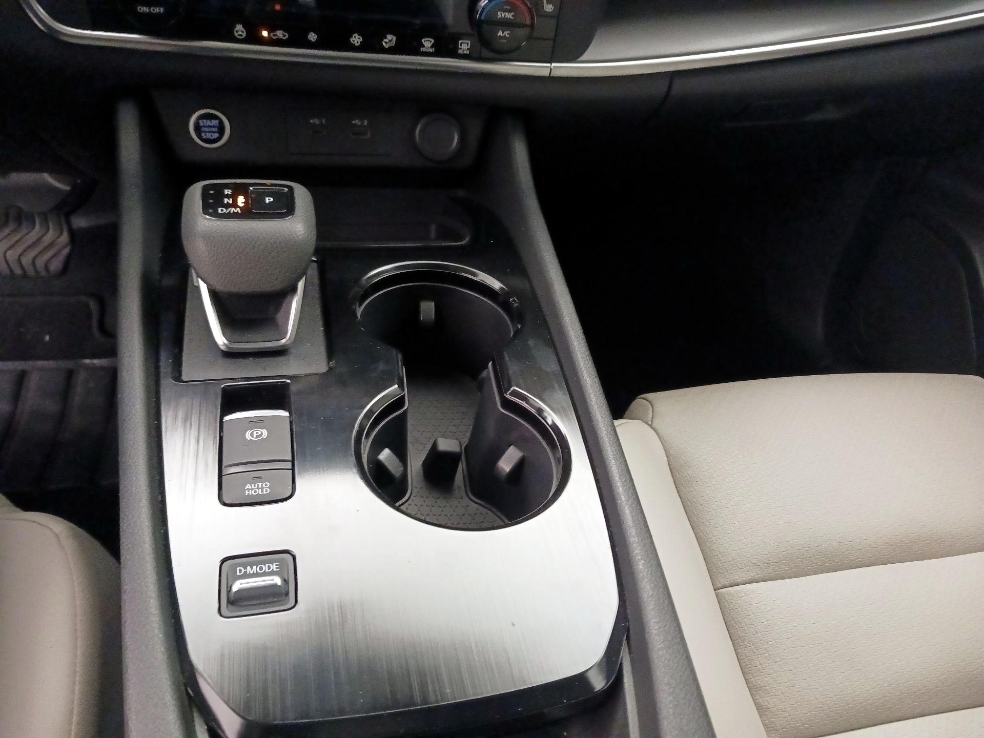 Thumbnail: 2023 Nissan Rogue - 17