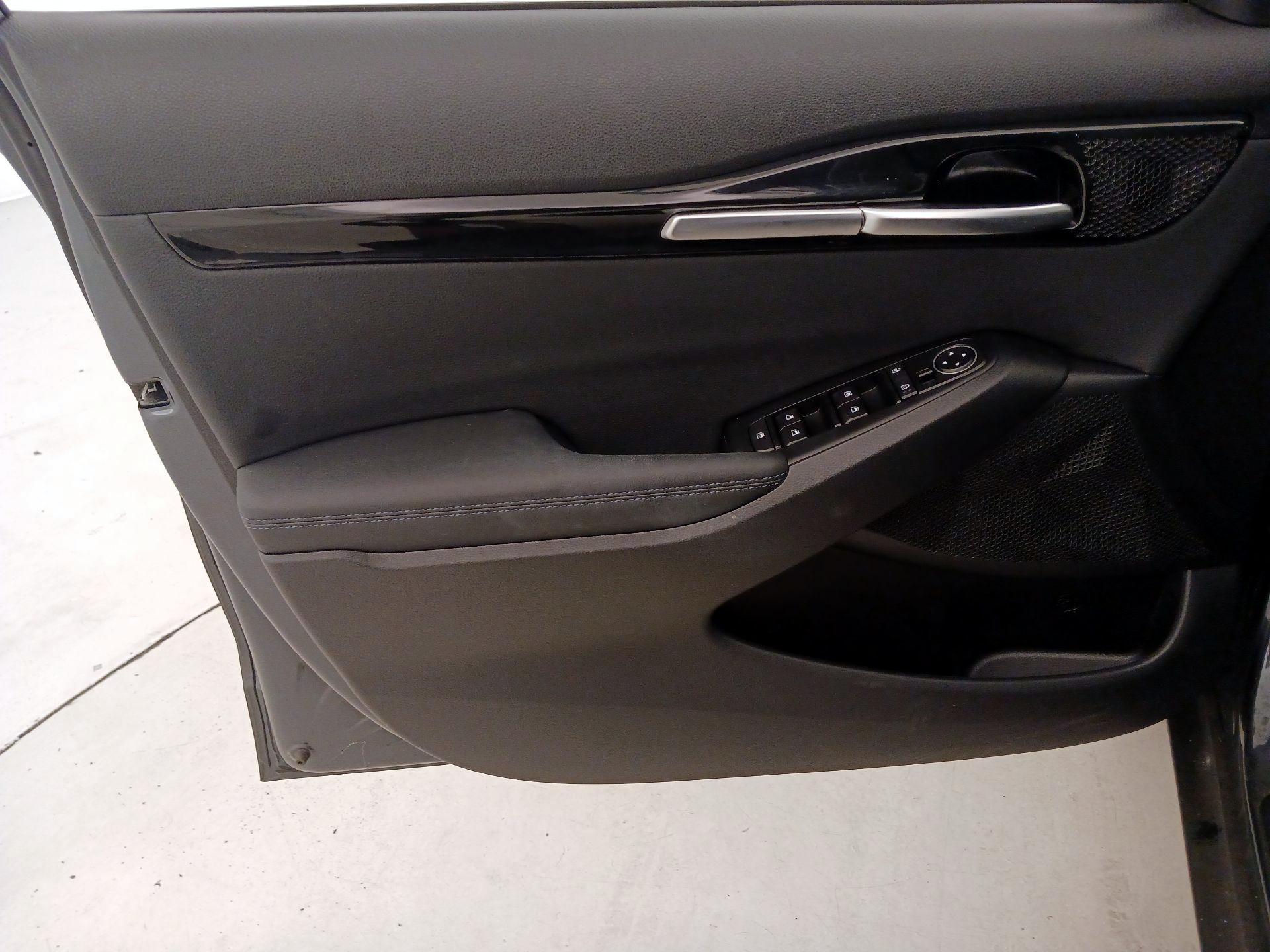 Thumbnail: 2023 Kia Seltos - 12