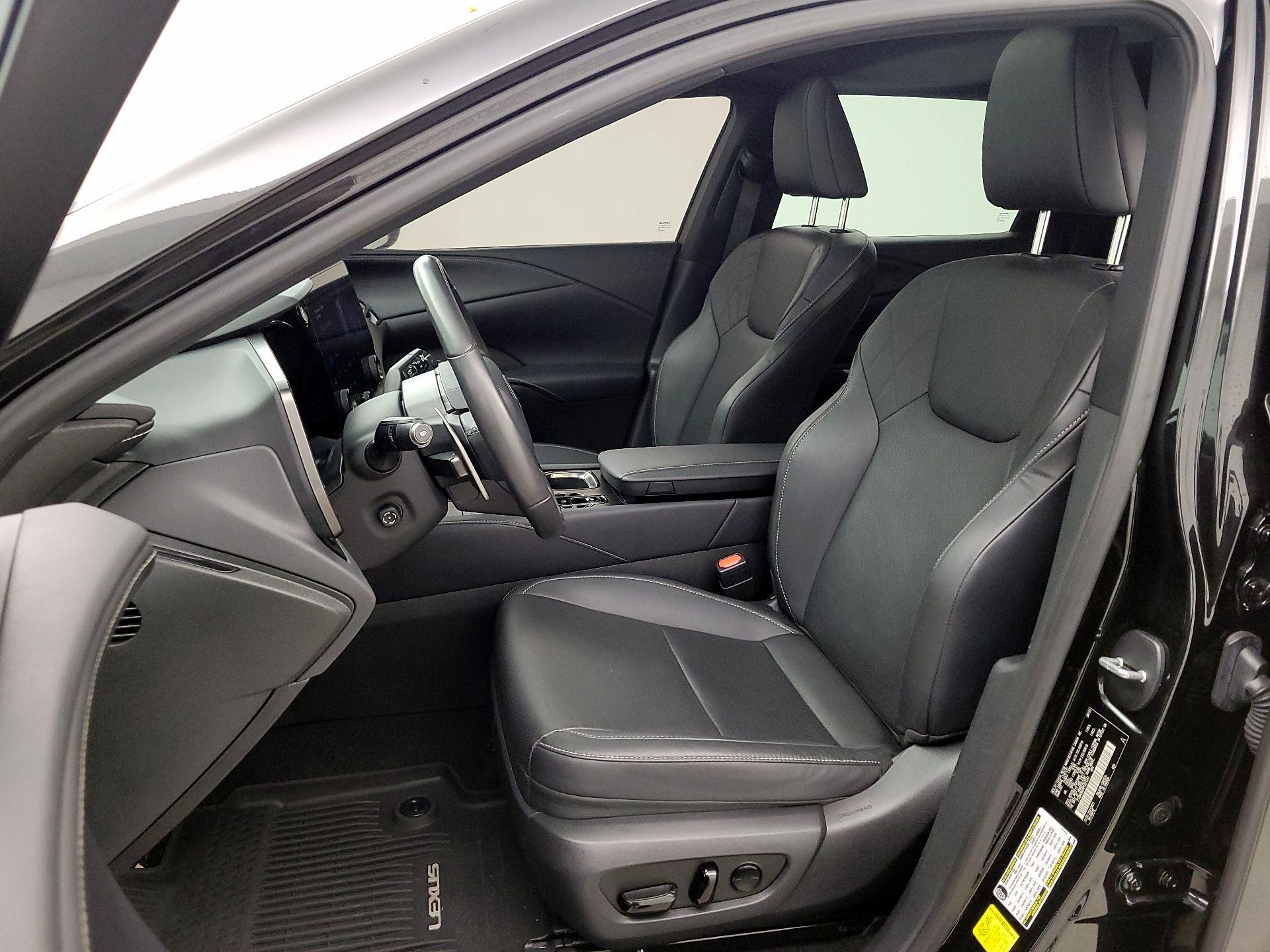 Thumbnail: 2023 Lexus RX - 11