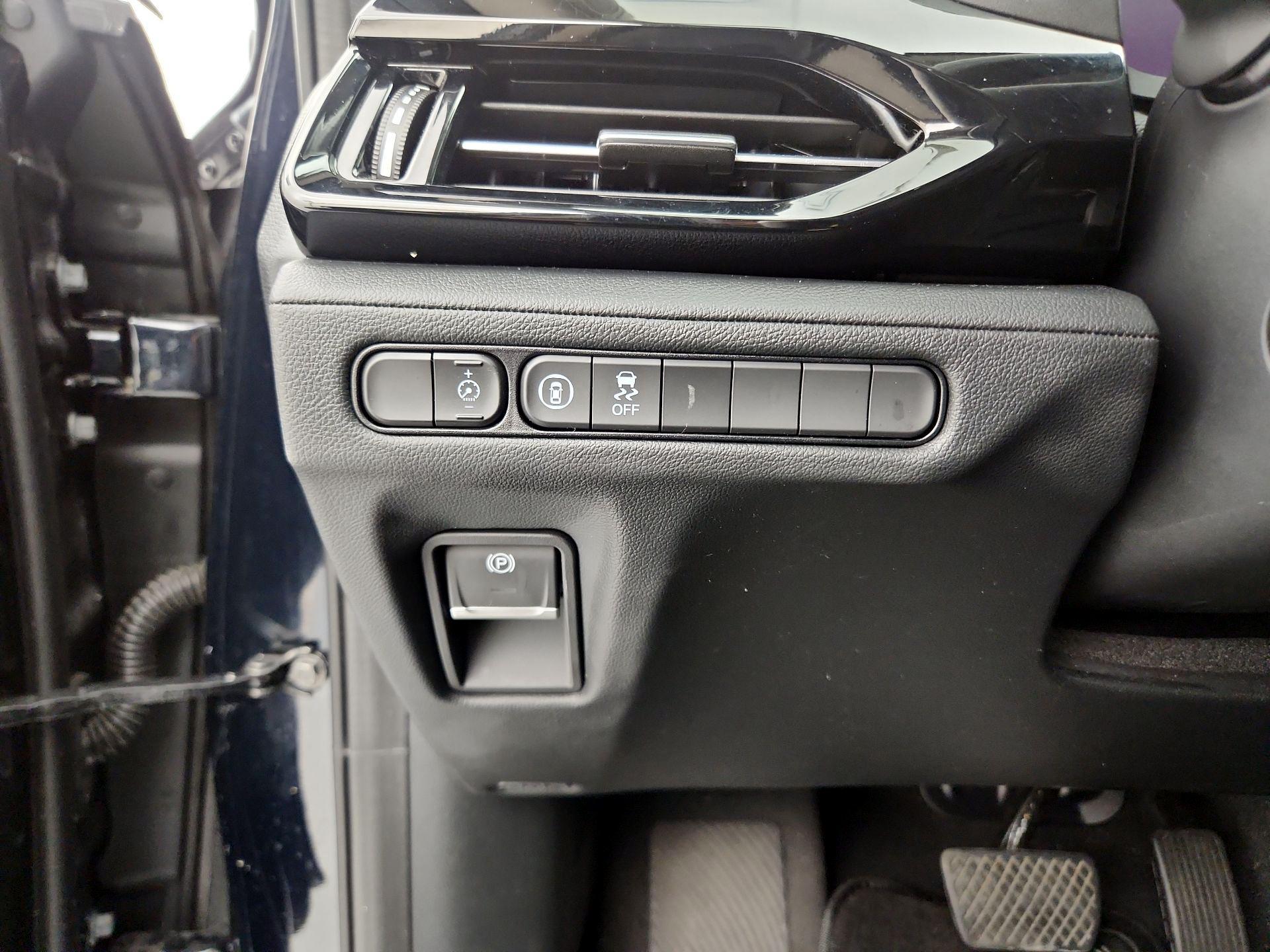 Thumbnail: 2023 Acura MDX - 13