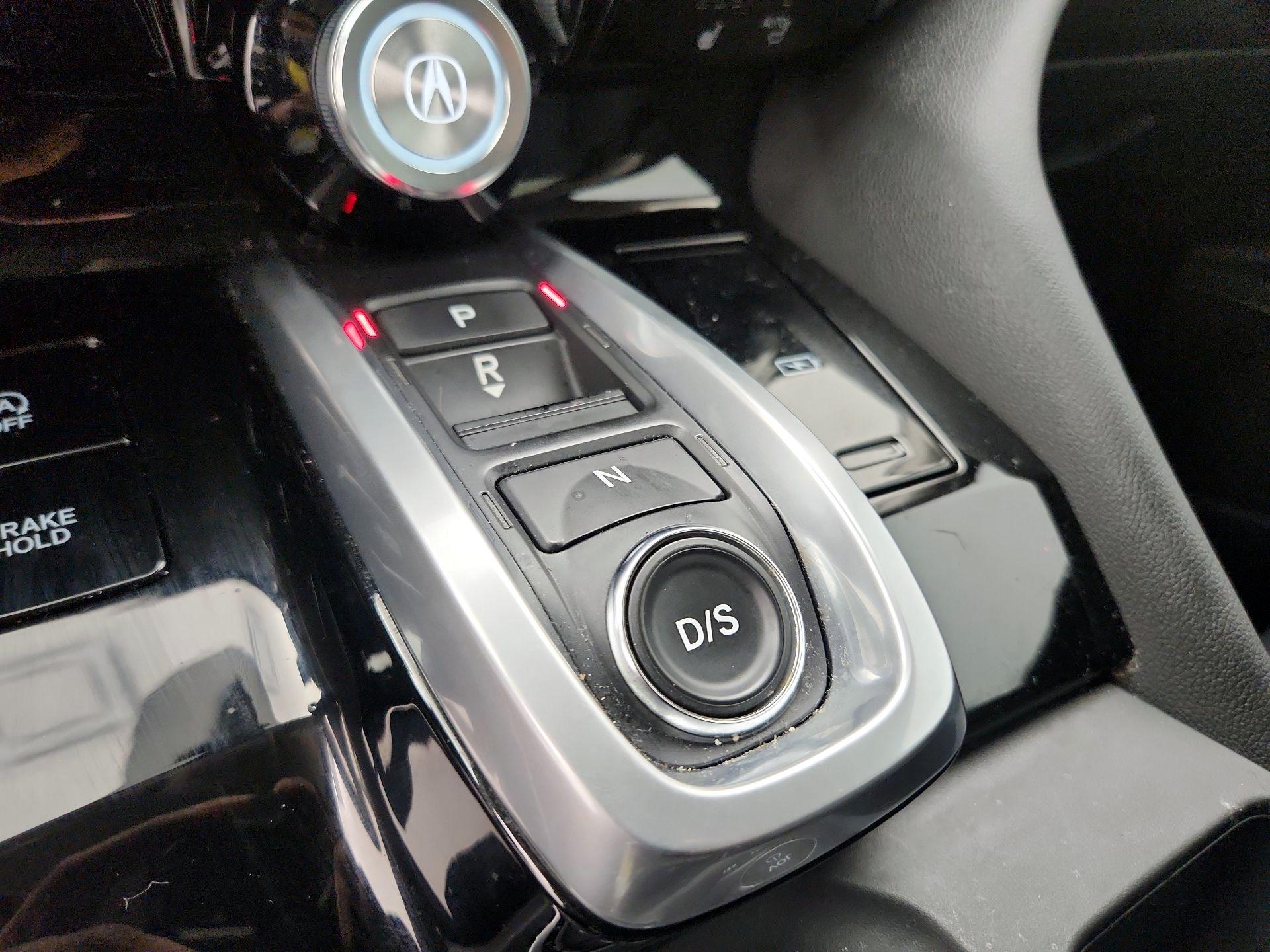 Thumbnail: 2023 Acura MDX - 17